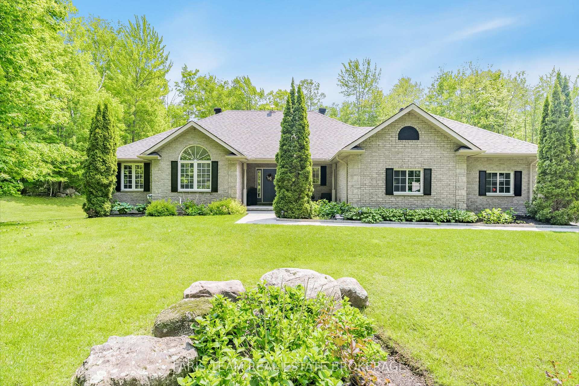 Photo 20 of 37 O'Donnell Court, Penetanguishene — HOMEH