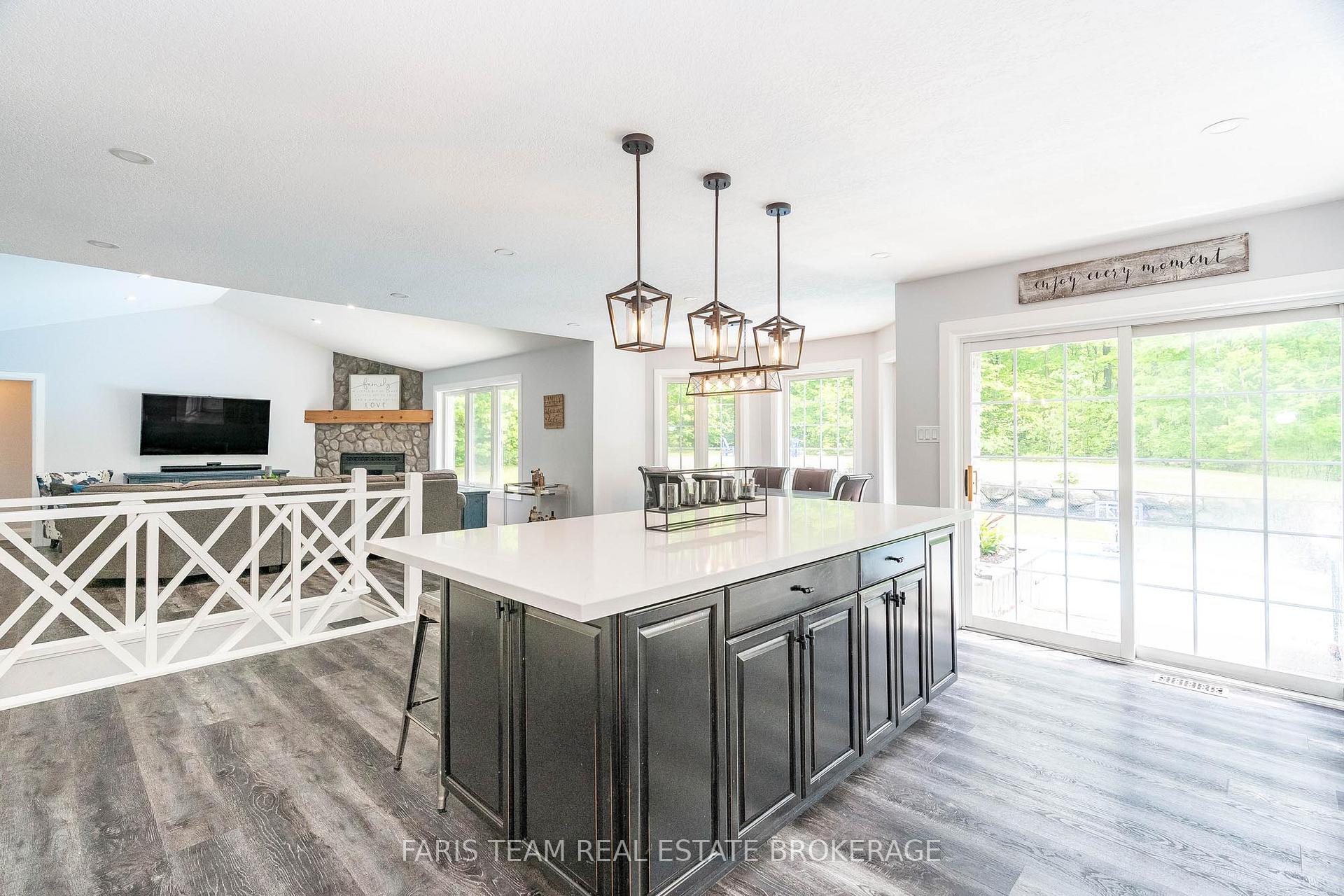 Photo 6 of 37 O'Donnell Court, Penetanguishene — HOMEH