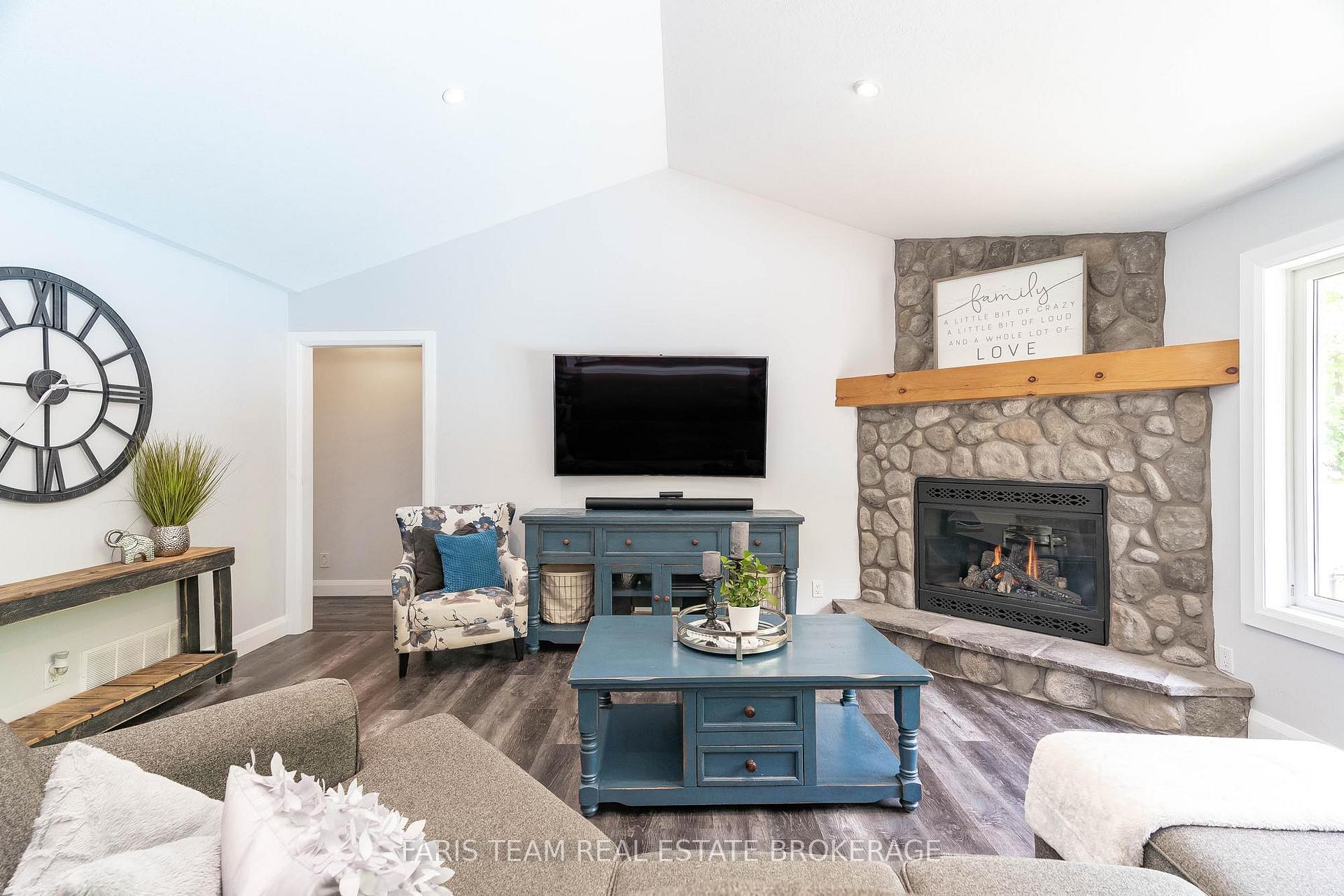 Photo 19 of 37 O'Donnell Court, Penetanguishene — HOMEH