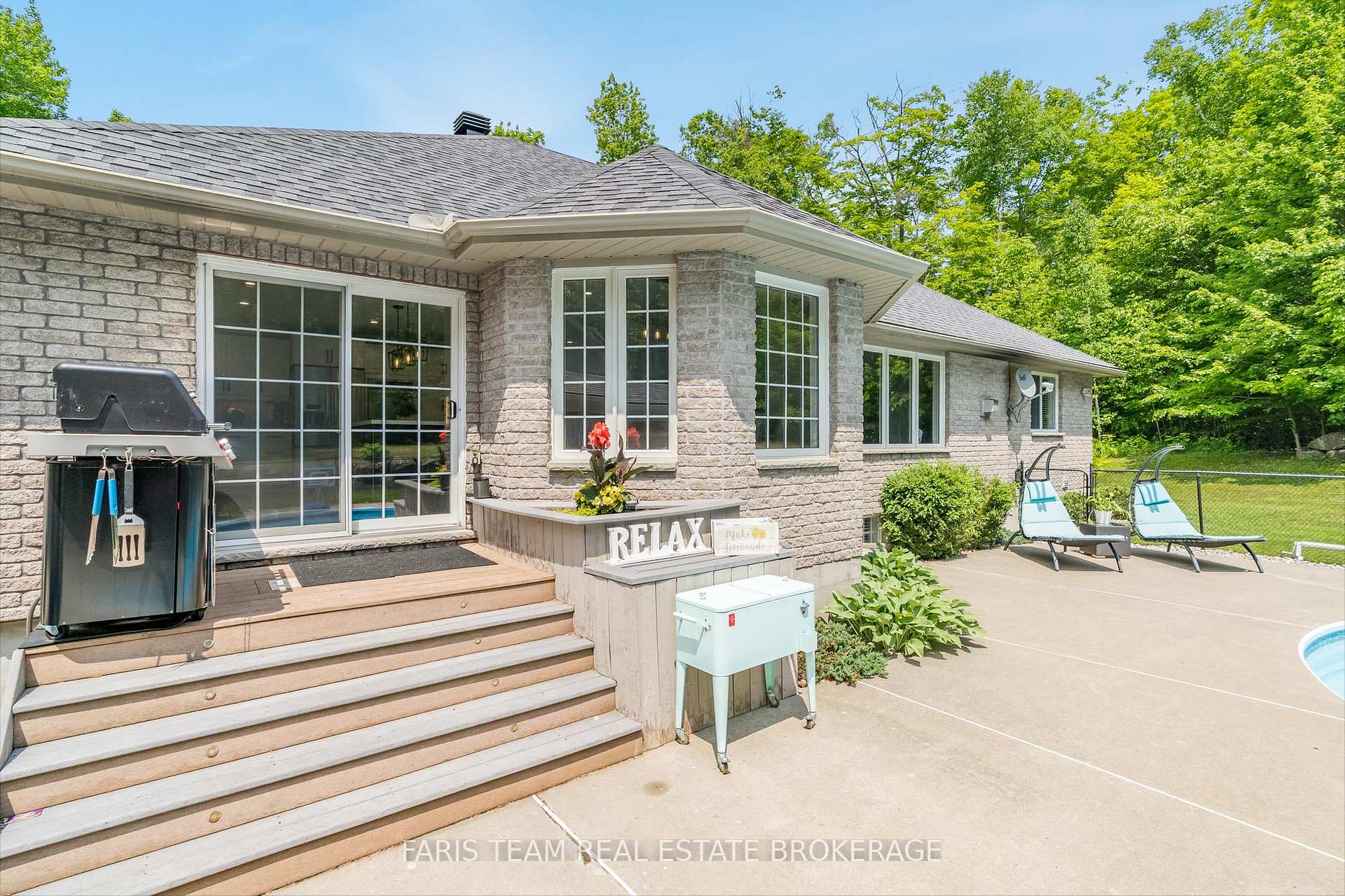 Photo 33 of 37 O'Donnell Court, Penetanguishene — HOMEH