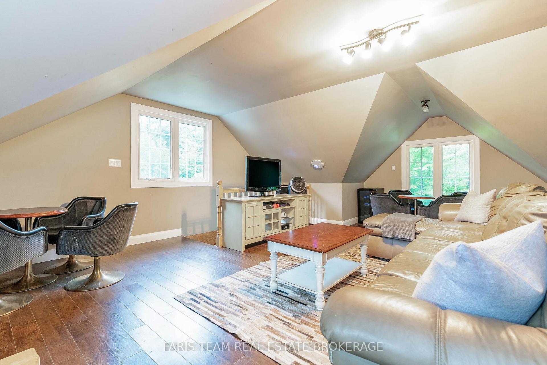 Photo 30 of 37 O'Donnell Court, Penetanguishene — HOMEH