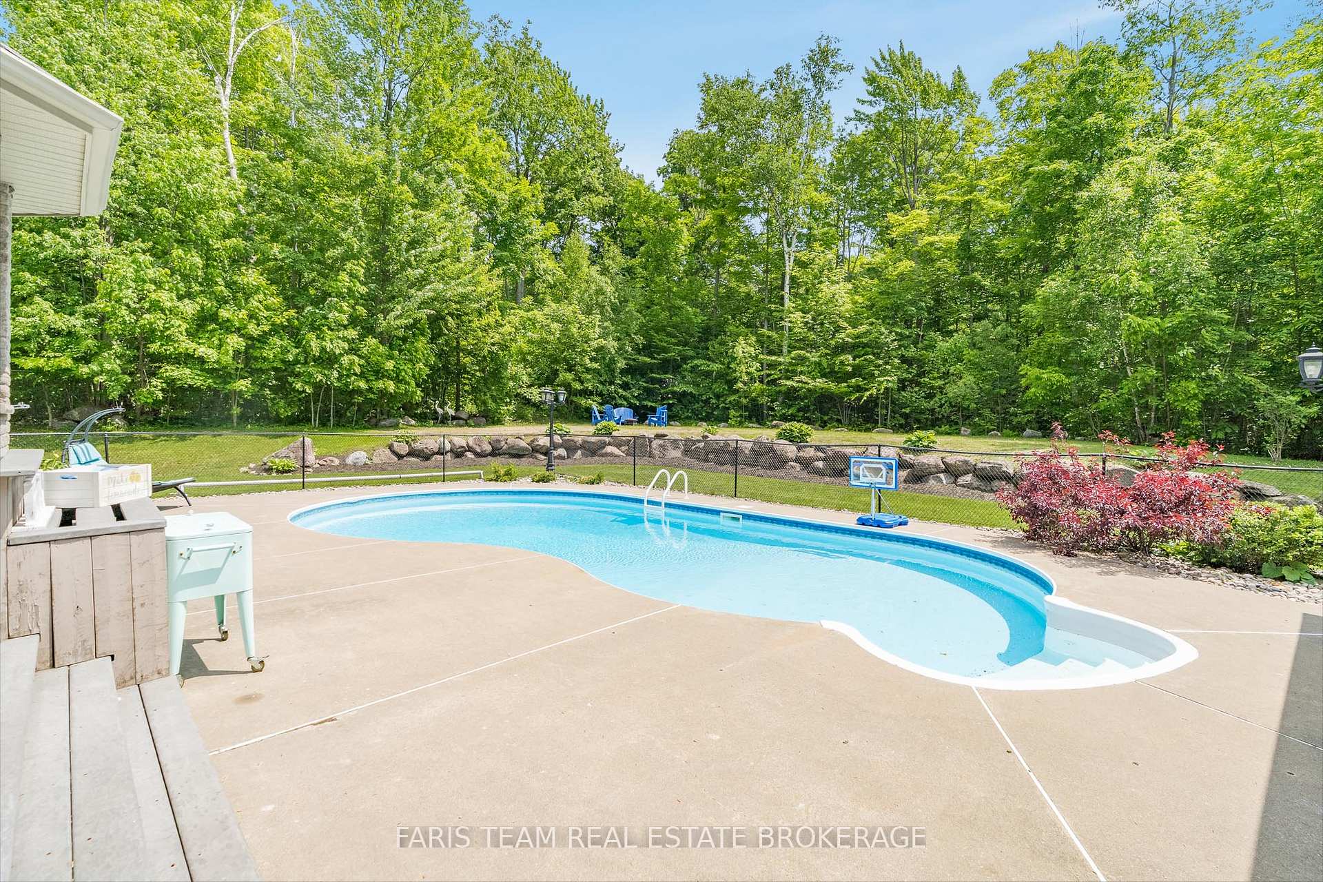 Photo 34 of 37 O'Donnell Court, Penetanguishene — HOMEH
