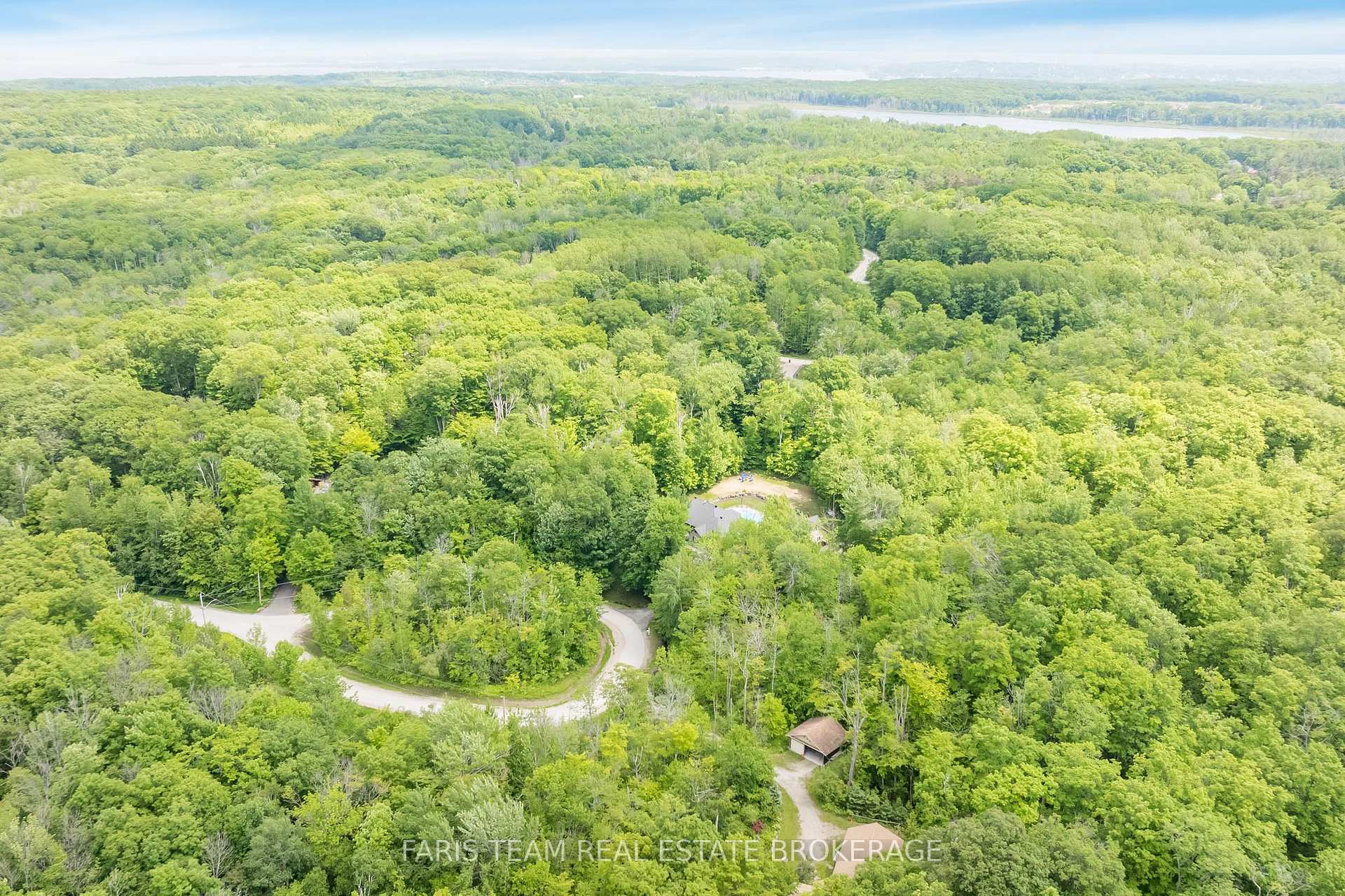 Photo 43 of 37 O'Donnell Court, Penetanguishene — HOMEH