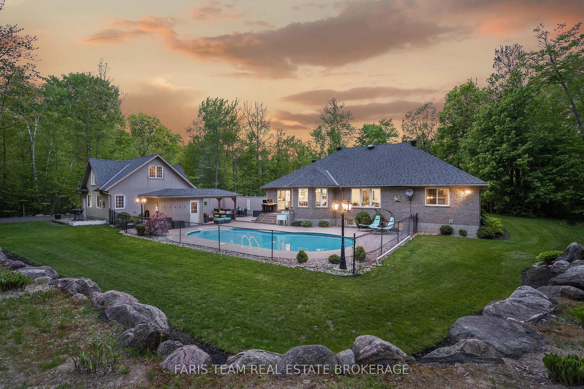 Photo 42 of 37 O'Donnell Court, Penetanguishene — HOMEH