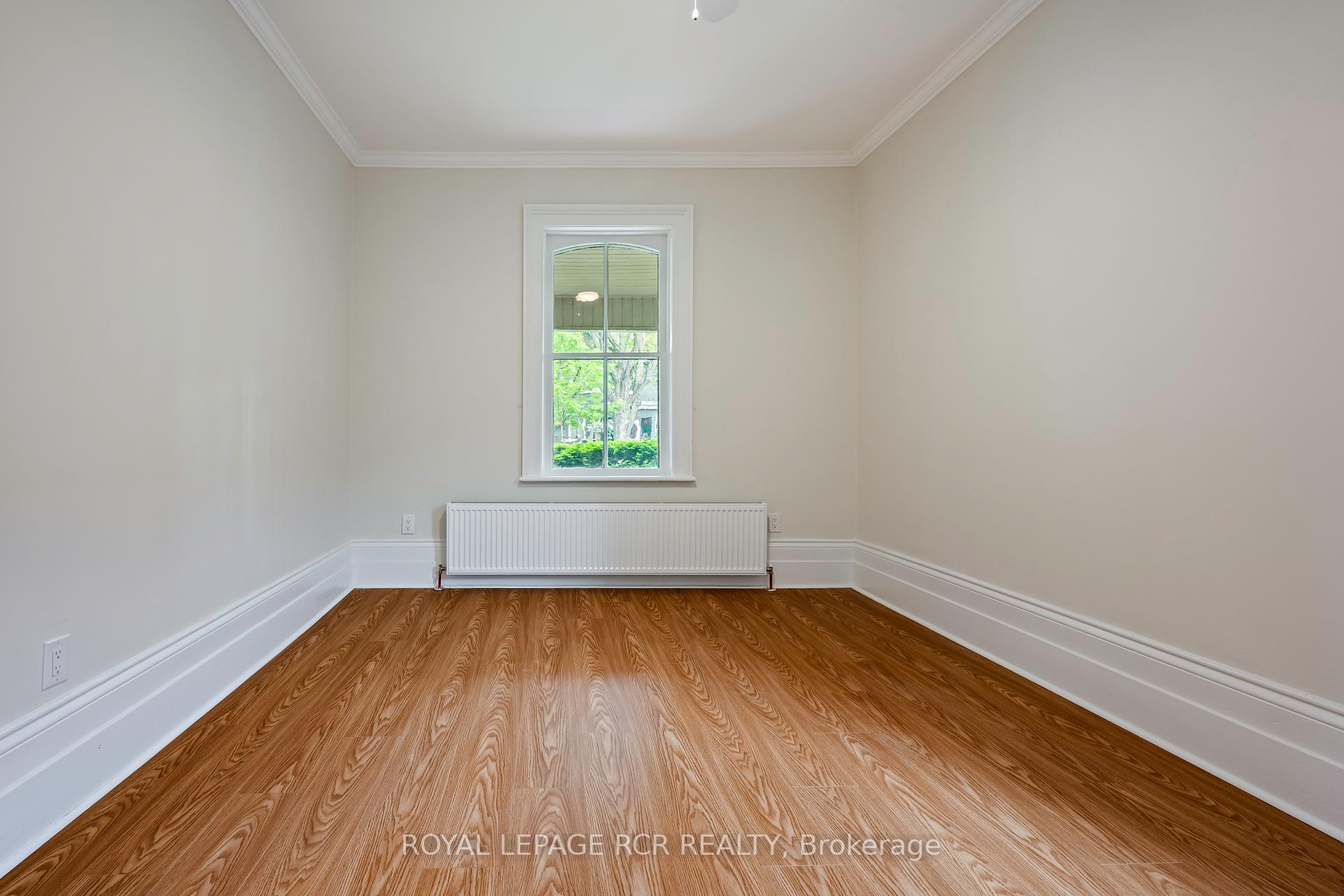 Photo 18 of 143 First Avenue W, Shelburne — HOMEH