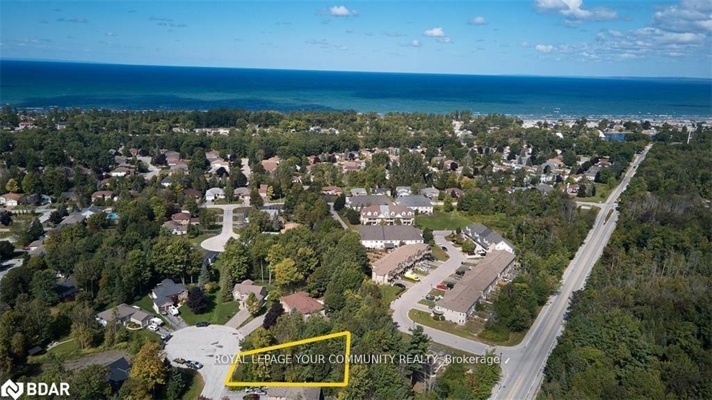 Photo 10 of 11 Deerrun Place, Wasaga Beach — HOMEH