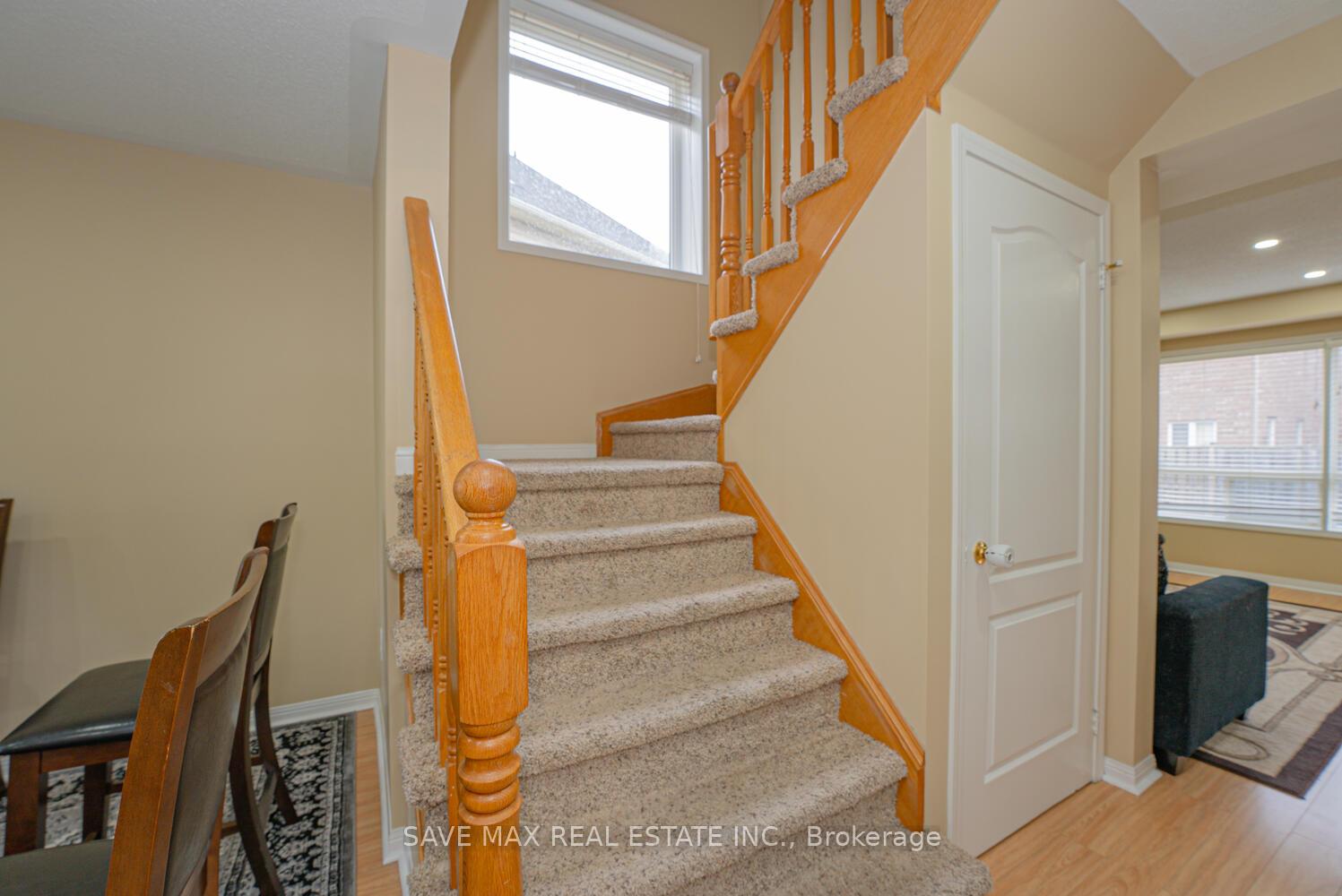 Photo 47 of 114 Decker Hollow Circle, Brampton, Credit Valley — HOMEH