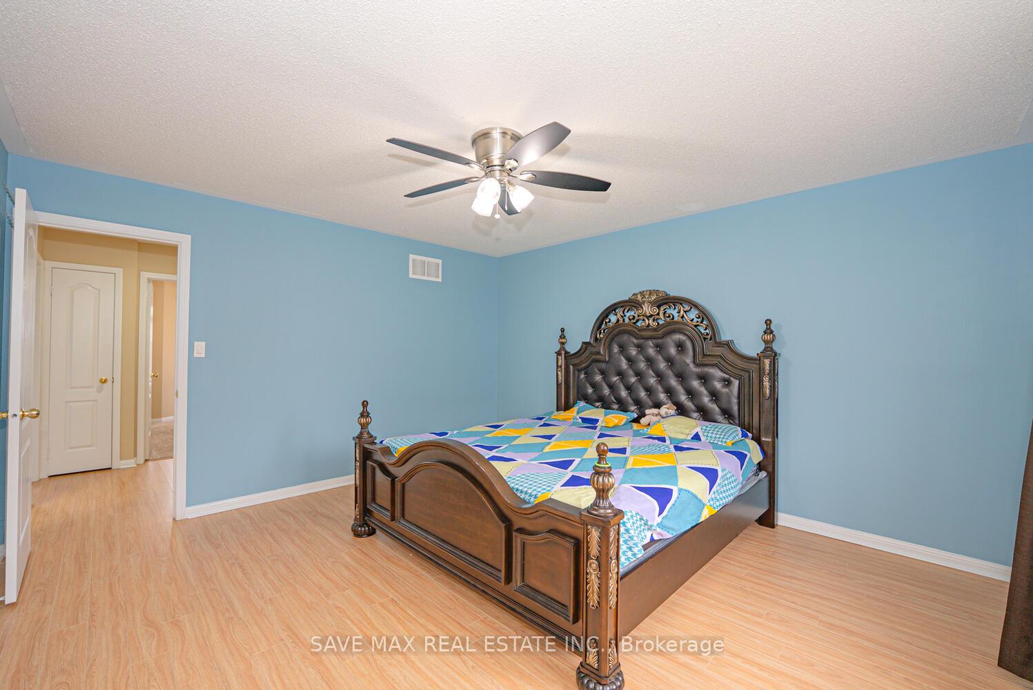 Photo 19 of 114 Decker Hollow Circle, Brampton, Credit Valley — HOMEH