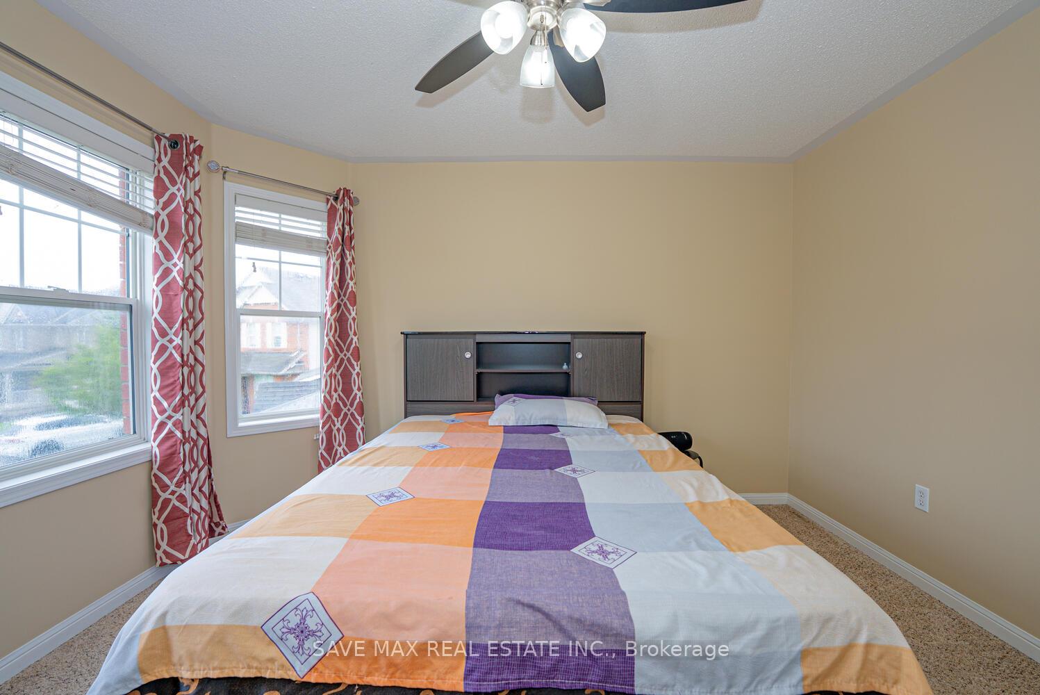 Photo 24 of 114 Decker Hollow Circle, Brampton, Credit Valley — HOMEH