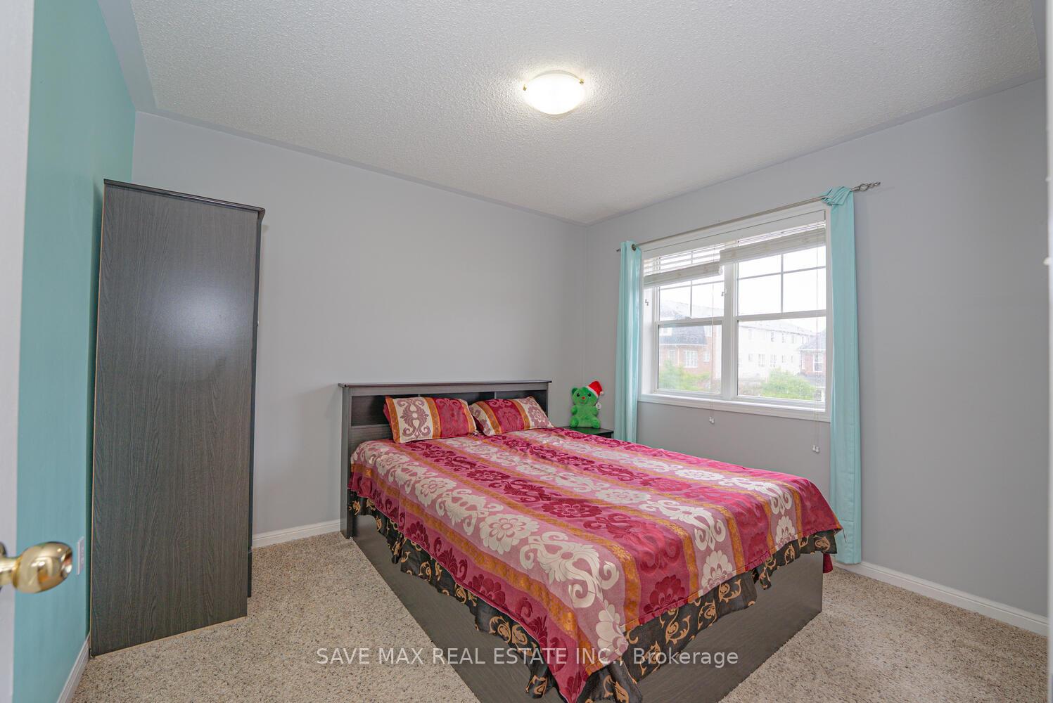 Photo 45 of 114 Decker Hollow Circle, Brampton, Credit Valley — HOMEH