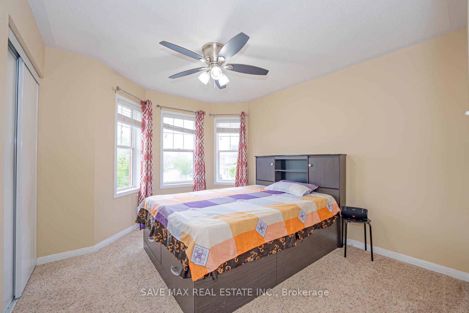 Photo 25 of 114 Decker Hollow Circle, Brampton, Credit Valley — HOMEH