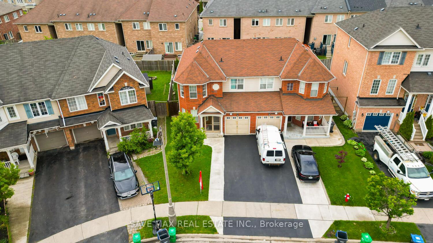 Photo 39 of 114 Decker Hollow Circle, Brampton, Credit Valley — HOMEH