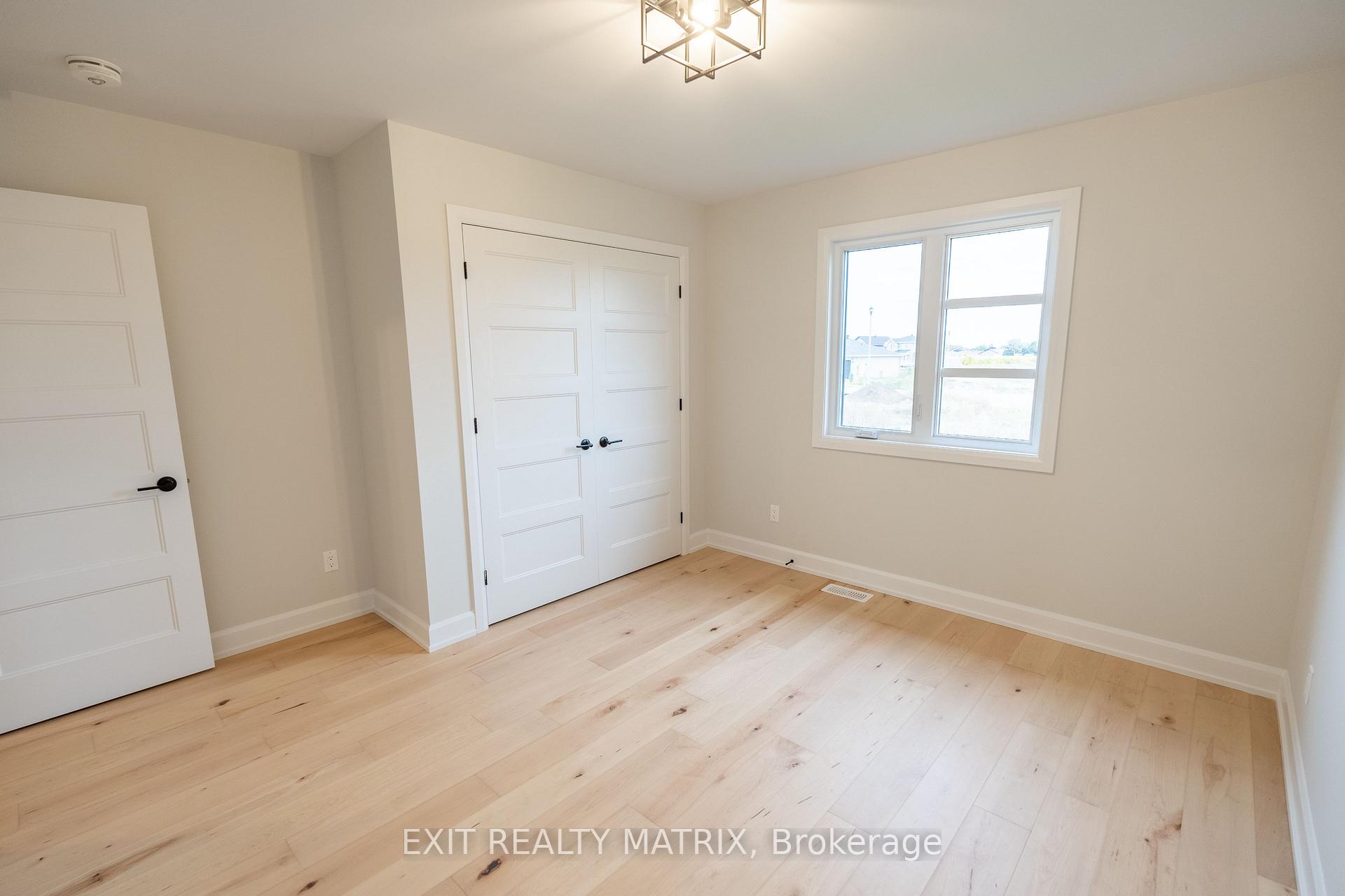 Photo 23 of 1413 Caroline Court, Cornwall — HOMEH