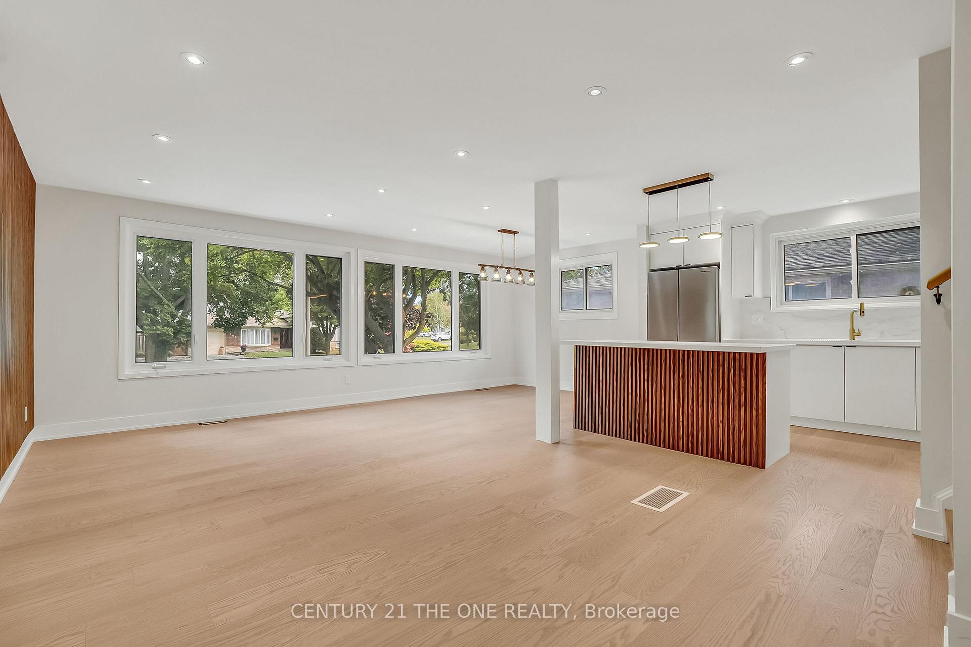 Photo 17 of 100 Martindale Street, Oshawa, Donevan — HOMEH
