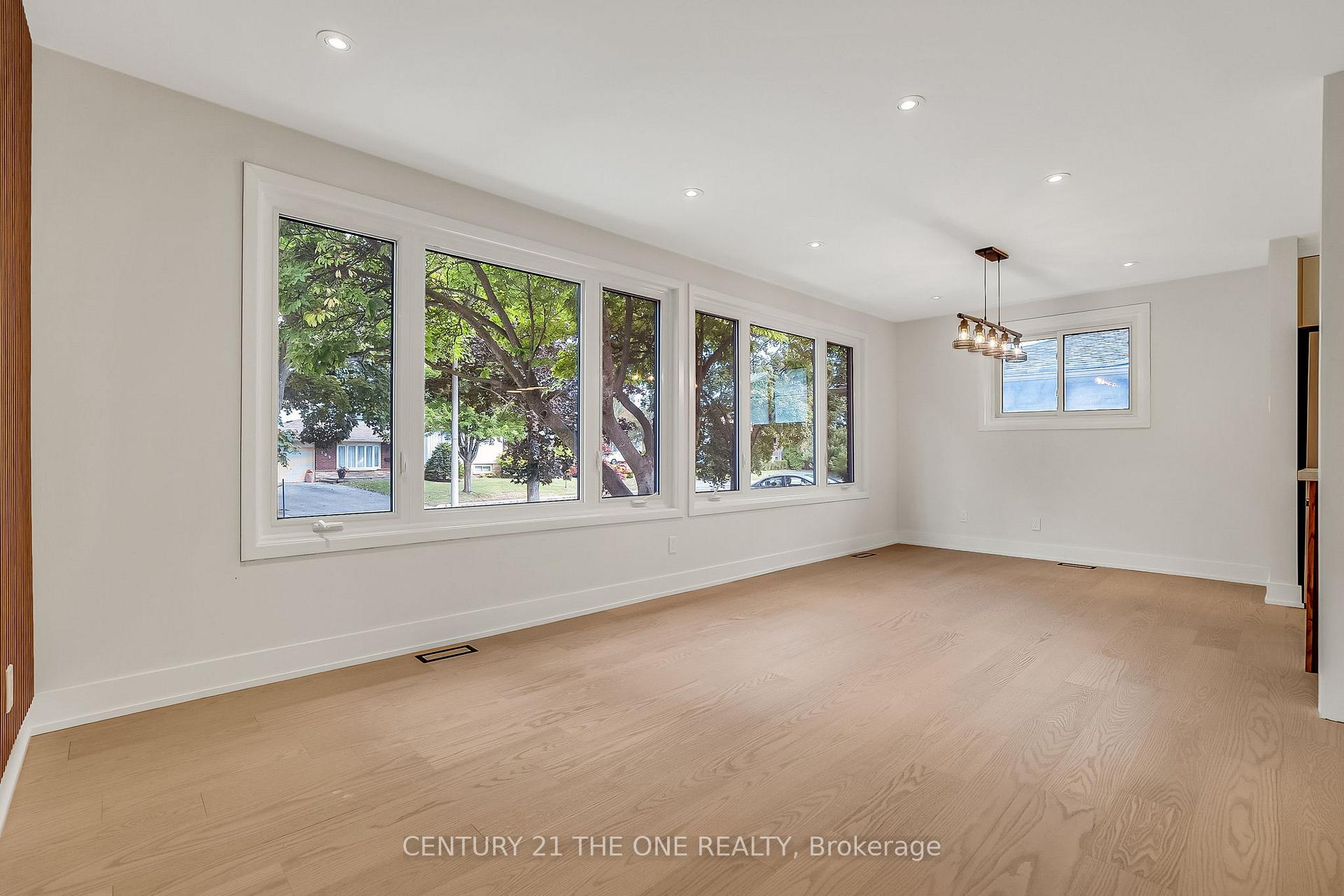 Photo 3 of 100 Martindale Street, Oshawa, Donevan — HOMEH