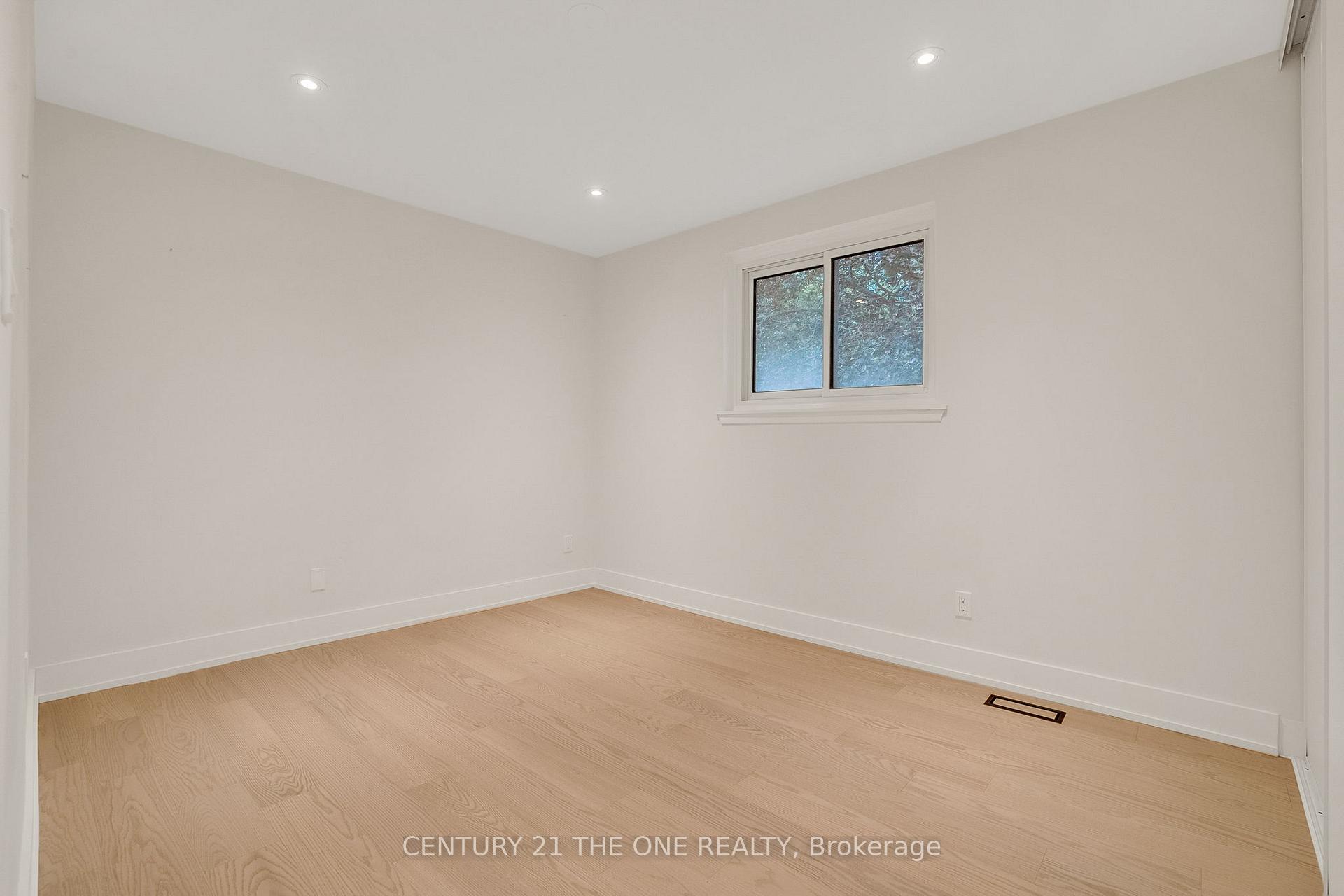 Photo 8 of 100 Martindale Street, Oshawa, Donevan — HOMEH