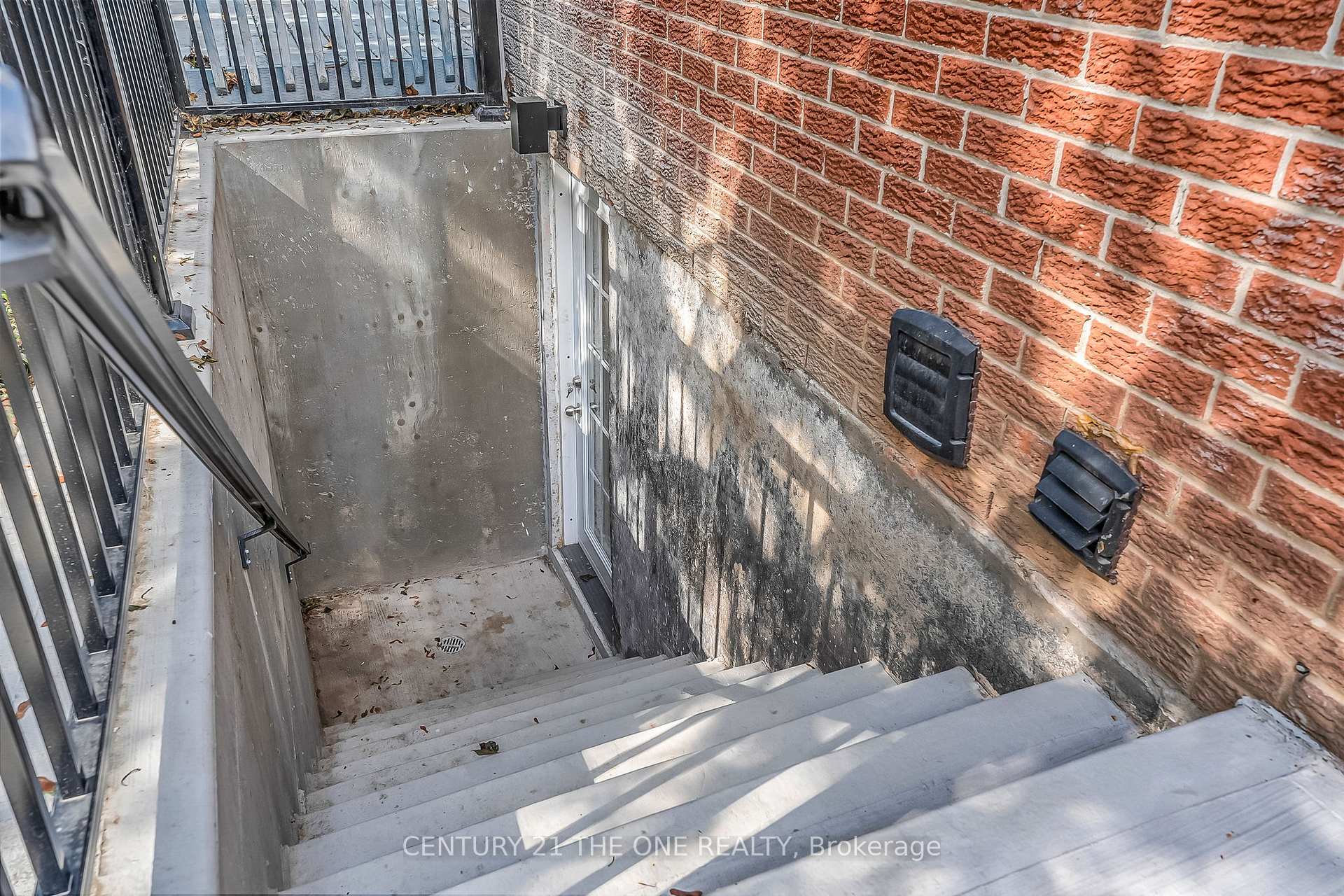 Photo 32 of 100 Martindale Street, Oshawa, Donevan — HOMEH