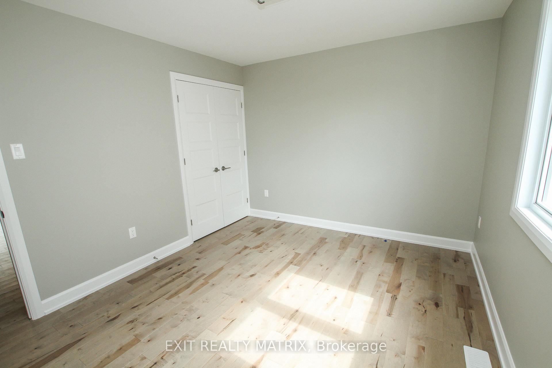 Photo 13 of 1401 Caroline Court, Cornwall — HOMEH