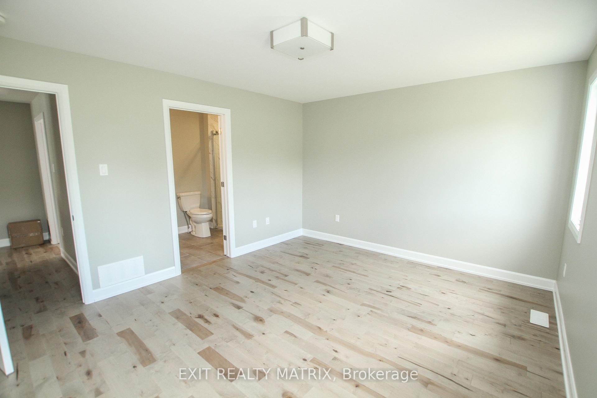 Photo 14 of 1401 Caroline Court, Cornwall — HOMEH