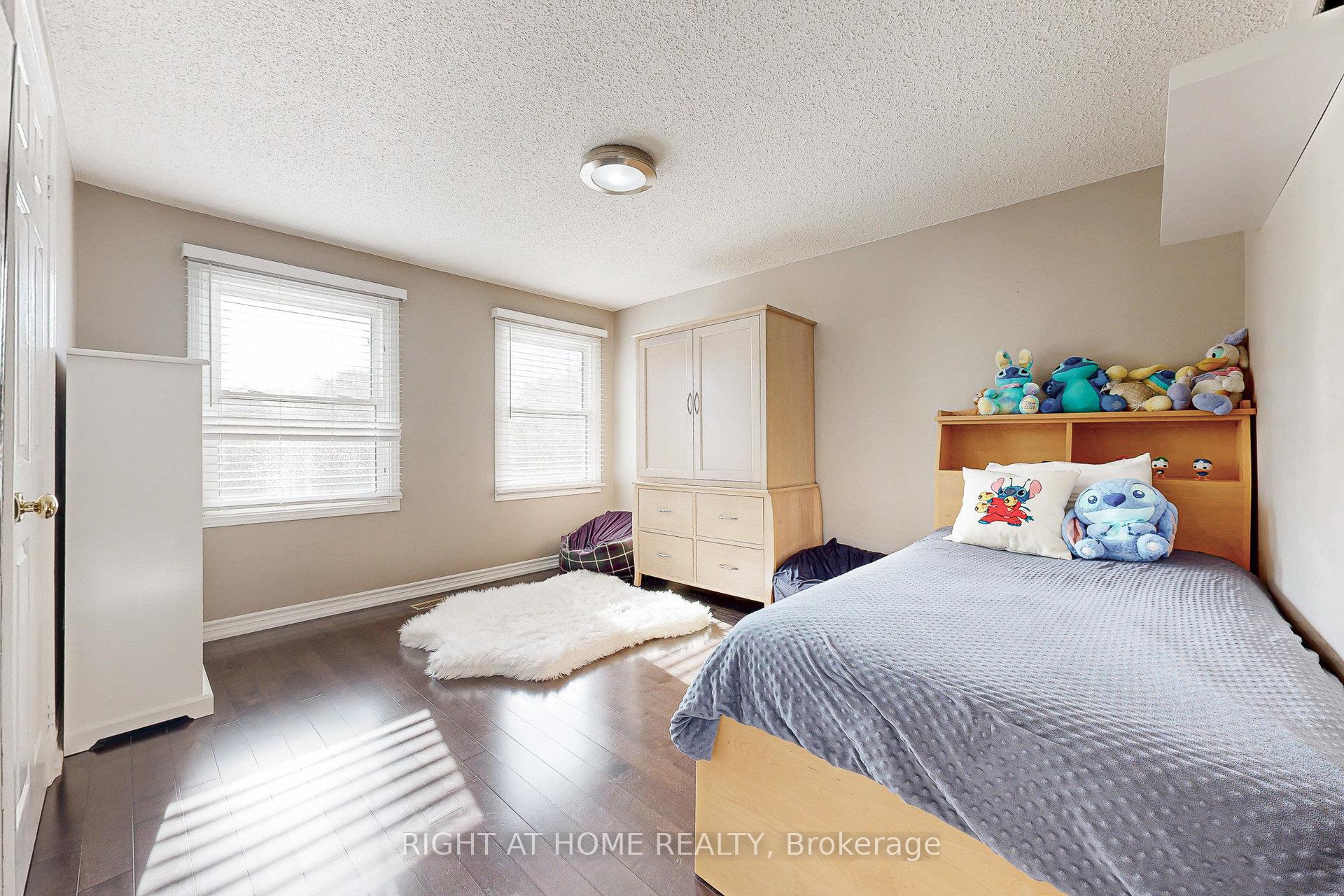 Photo 25 of 8 Lockridge Avenue, Markham, Unionville — HOMEH