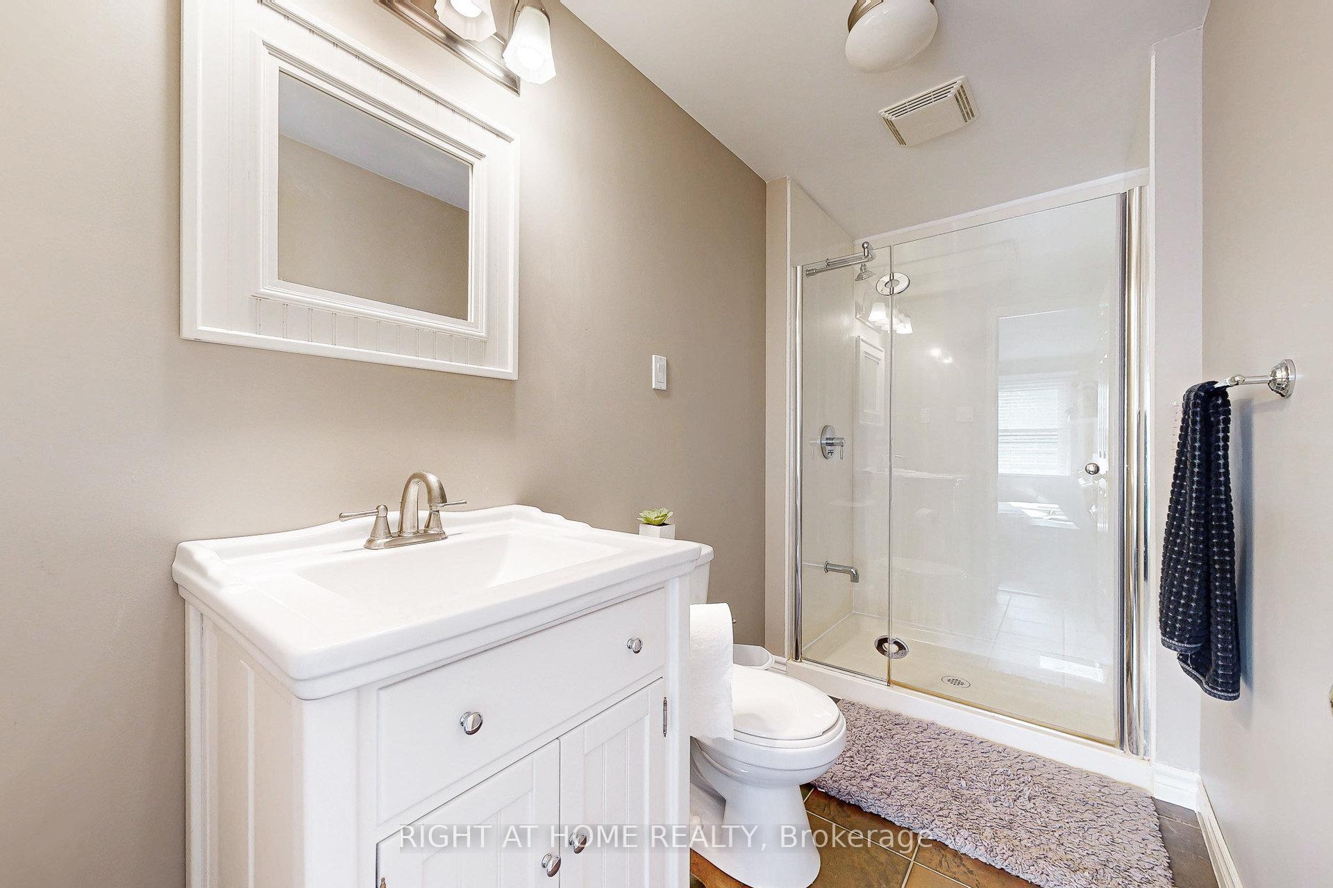 Photo 28 of 8 Lockridge Avenue, Markham, Unionville — HOMEH
