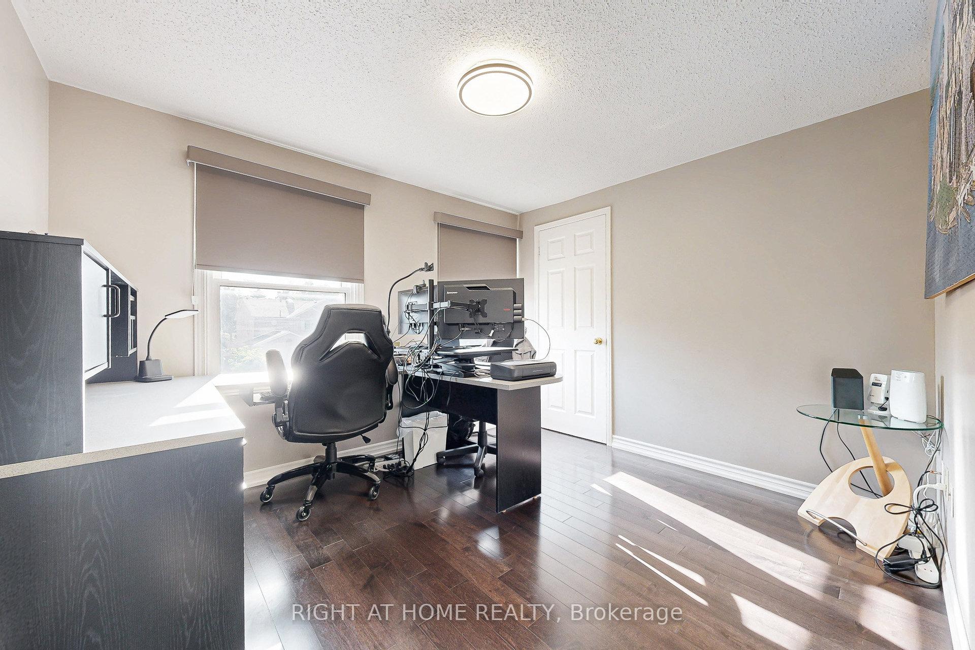Photo 30 of 8 Lockridge Avenue, Markham, Unionville — HOMEH