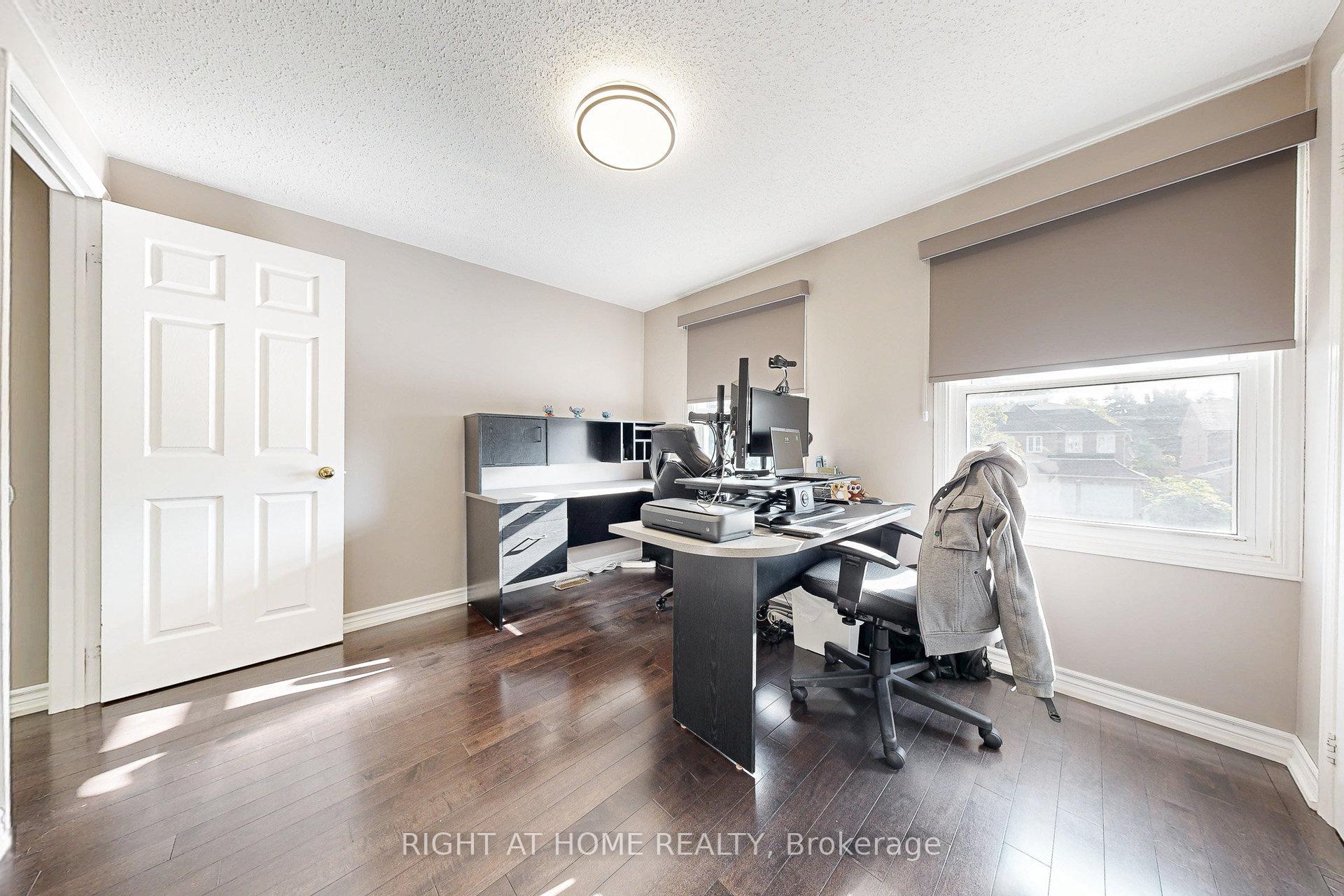 Photo 35 of 8 Lockridge Avenue, Markham, Unionville — HOMEH