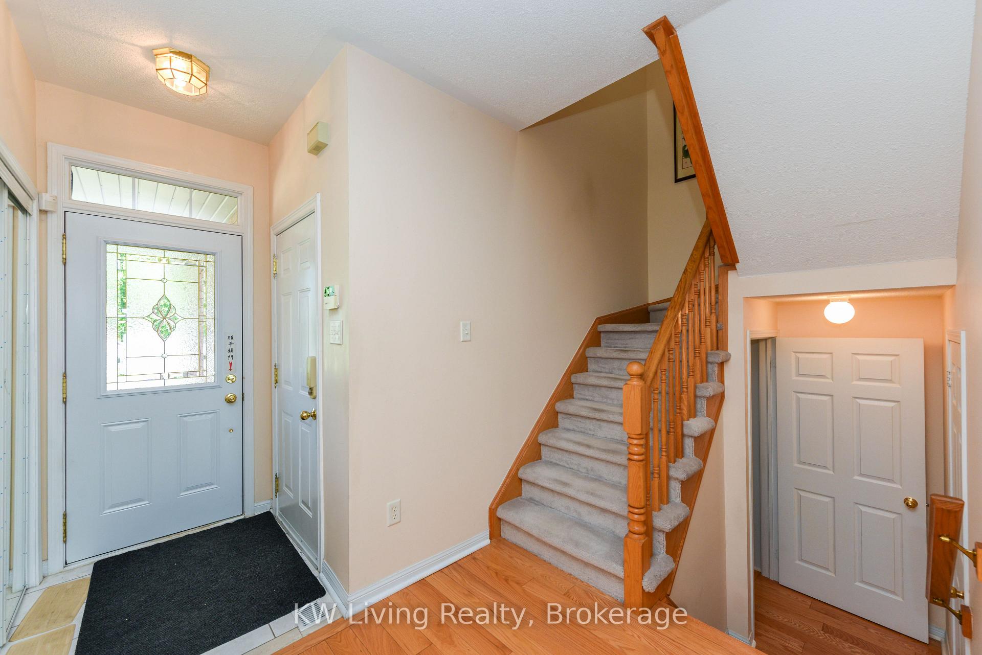 Photo 2 of 1387 Weir Chase, Mississauga, East Credit — HOMEH