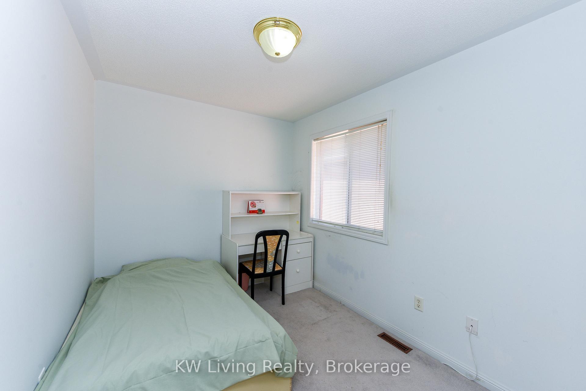 Photo 11 of 1387 Weir Chase, Mississauga, East Credit — HOMEH