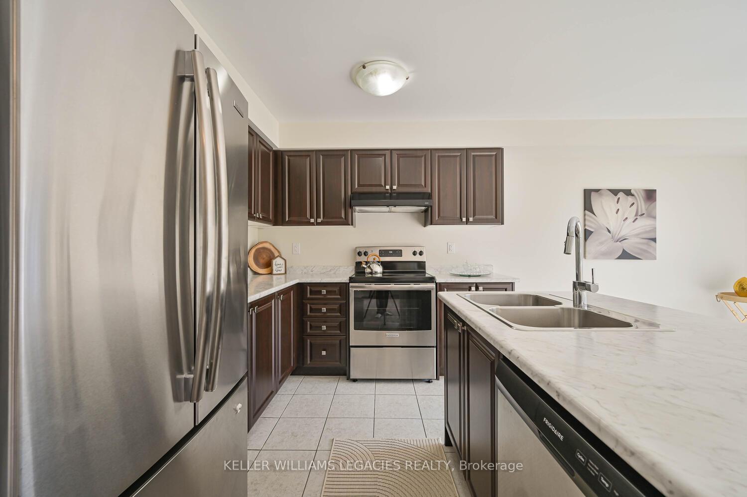 Photo 39 of 4 July Avenue, Hamilton, Stoney Creek Mountain — HOMEH