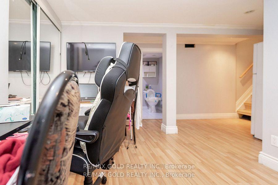 Photo 42 of 10 Edenridge Drive, Brampton, Southgate — HOMEH