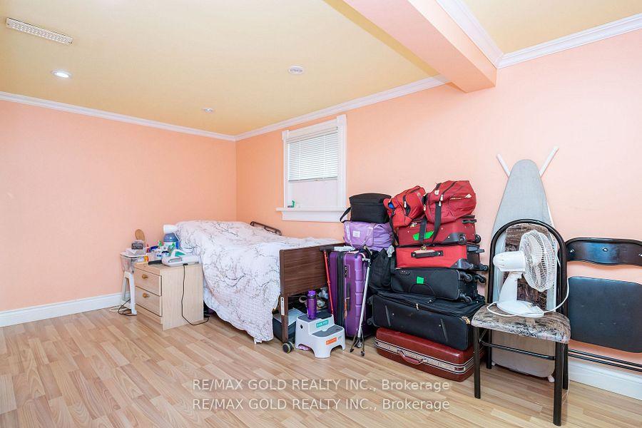 Photo 24 of 10 Edenridge Drive, Brampton, Southgate — HOMEH
