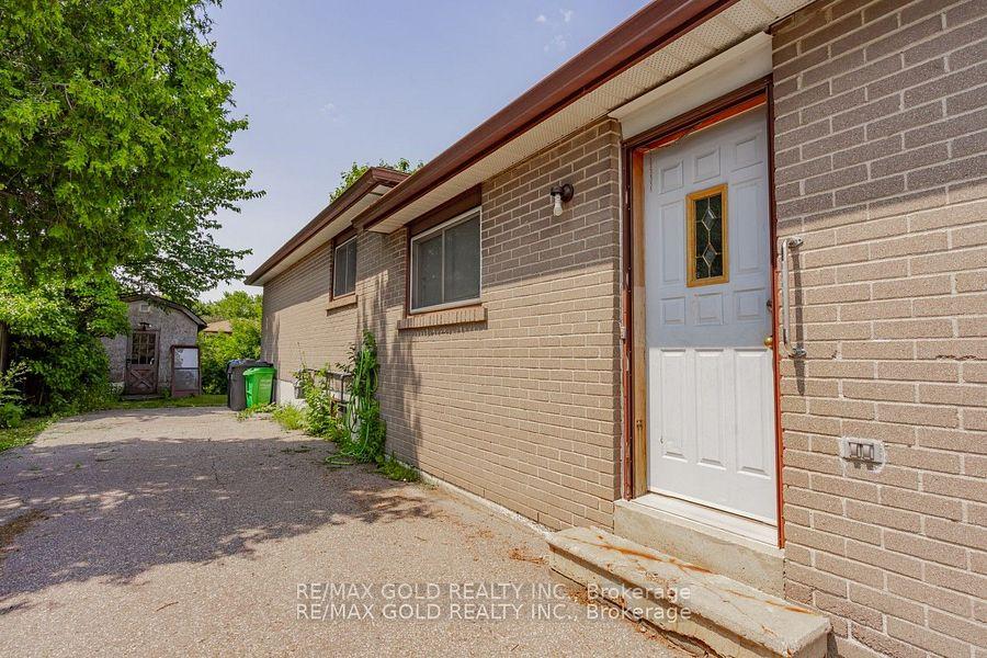 Photo 34 of 10 Edenridge Drive, Brampton, Southgate — HOMEH
