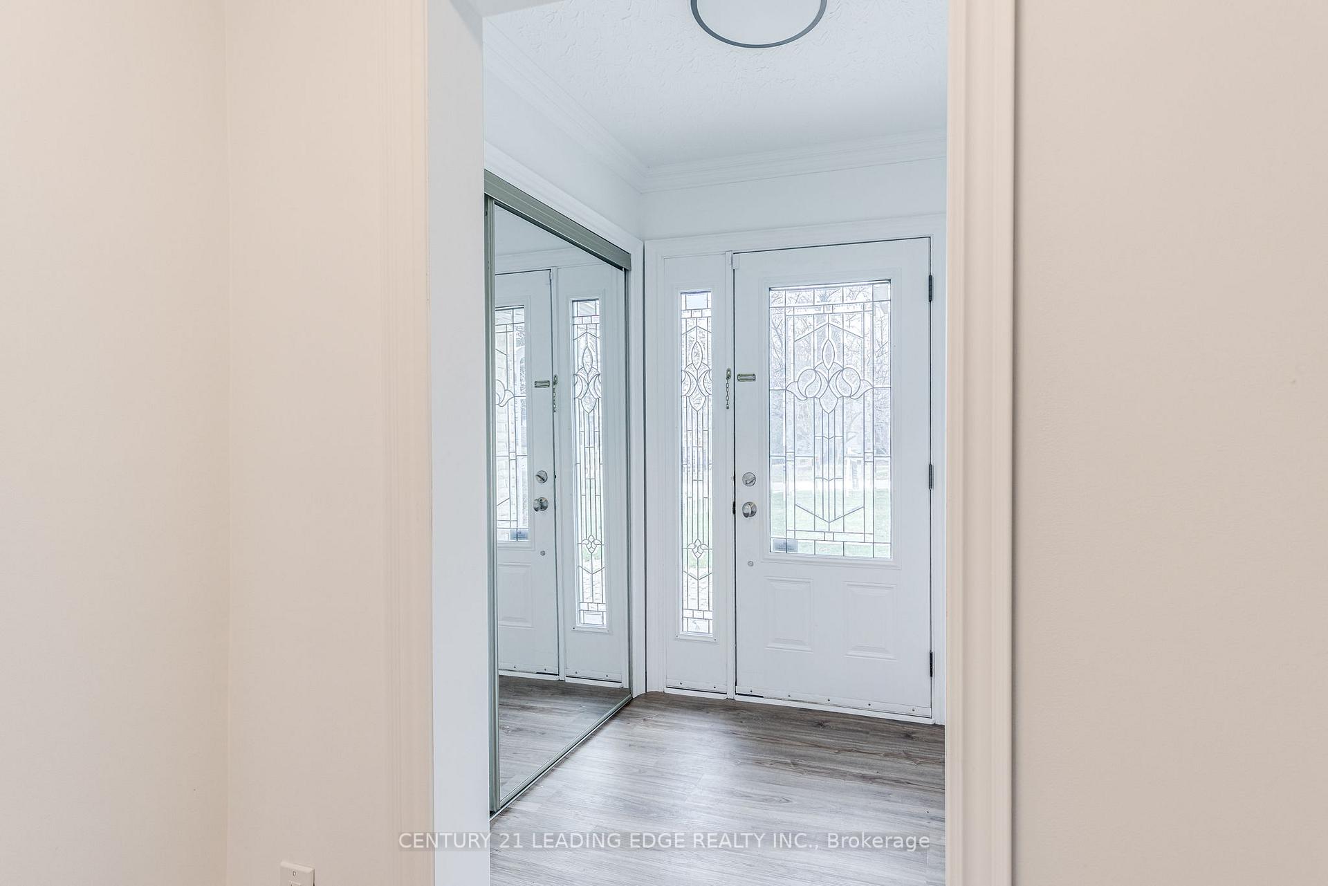 Photo 2 of 116 Broadview Avenue, Whitby, Blue Grass Meadows — HOMEH