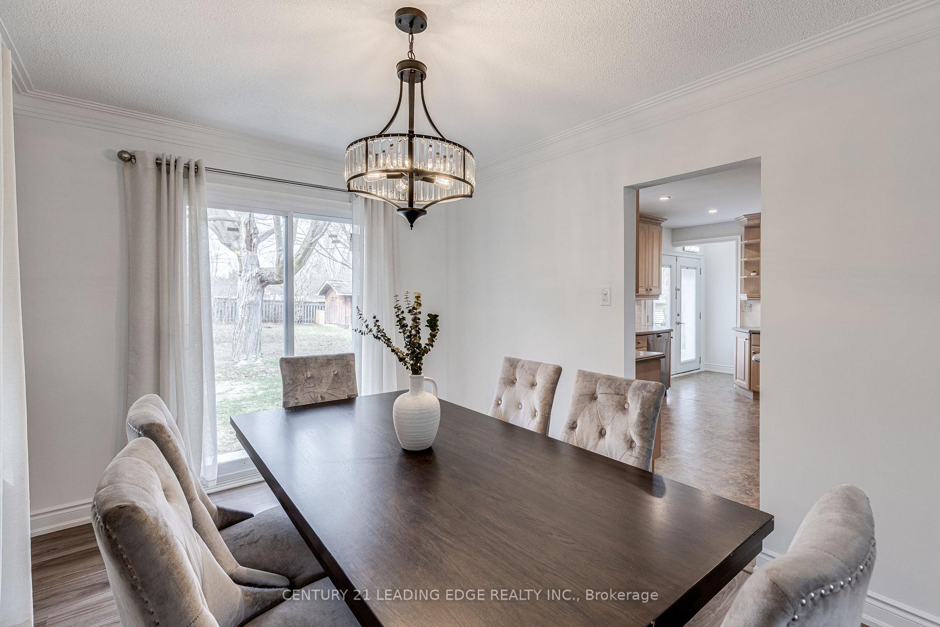 Photo 7 of 116 Broadview Avenue, Whitby, Blue Grass Meadows — HOMEH