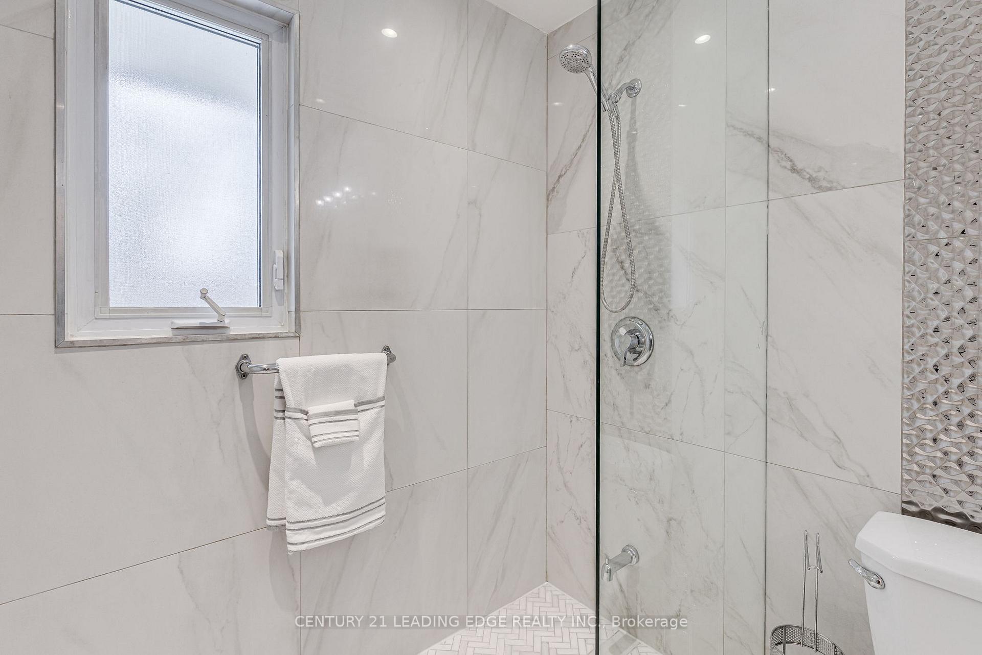 Photo 19 of 116 Broadview Avenue, Whitby, Blue Grass Meadows — HOMEH