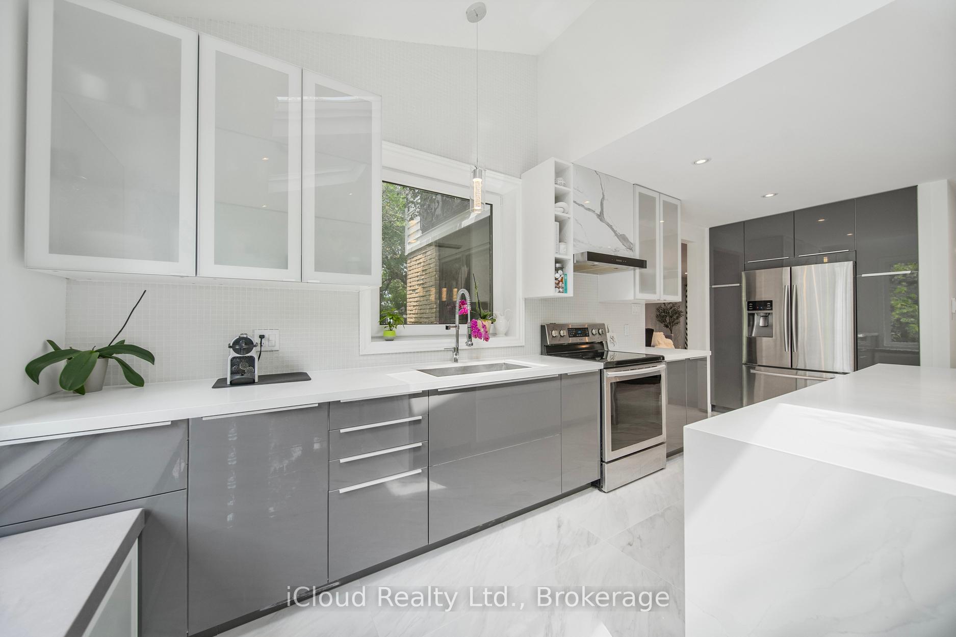 Photo 9 of 49 Westview Crescent, Caledon, Palgrave — HOMEH