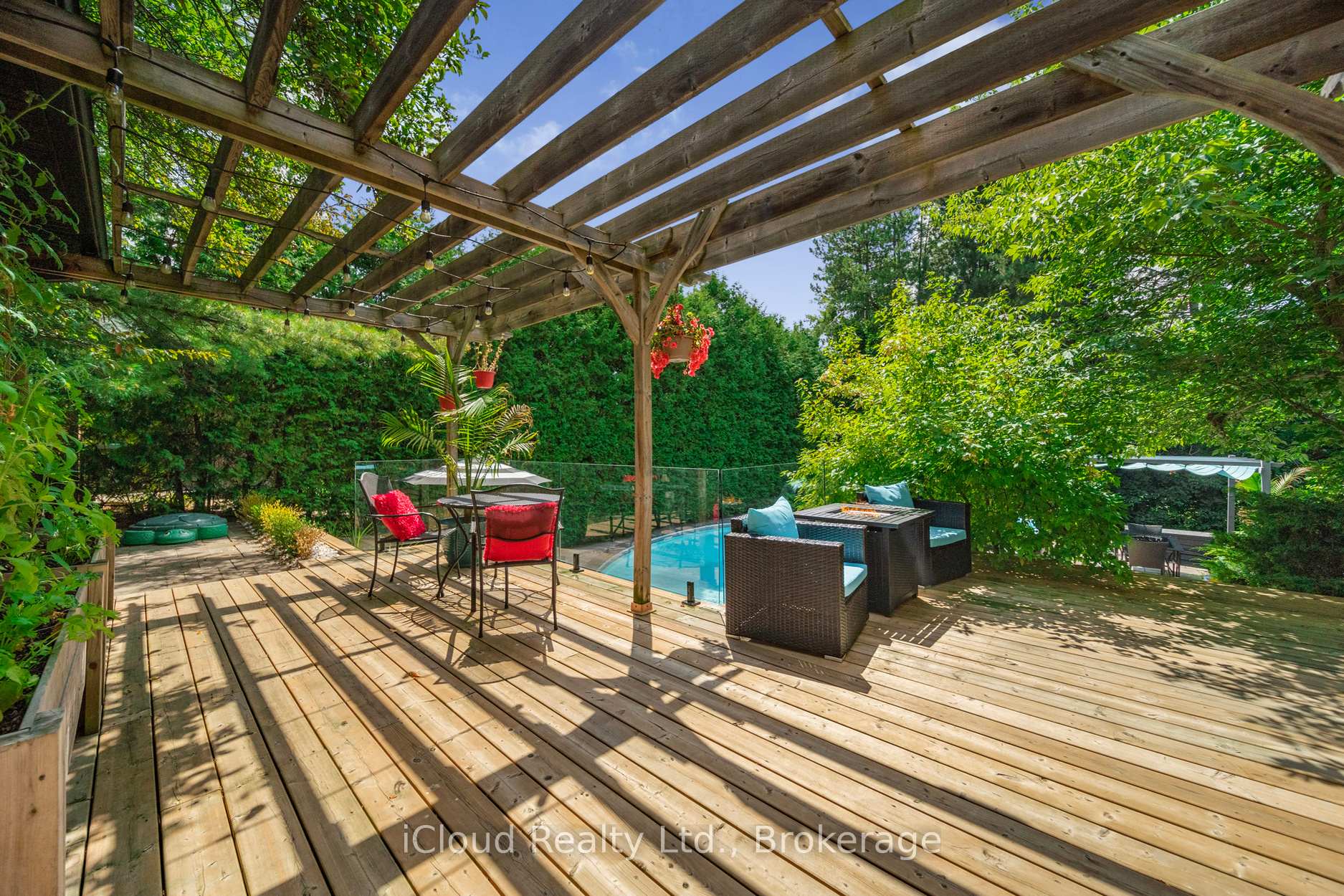 Photo 25 of 49 Westview Crescent, Caledon, Palgrave — HOMEH