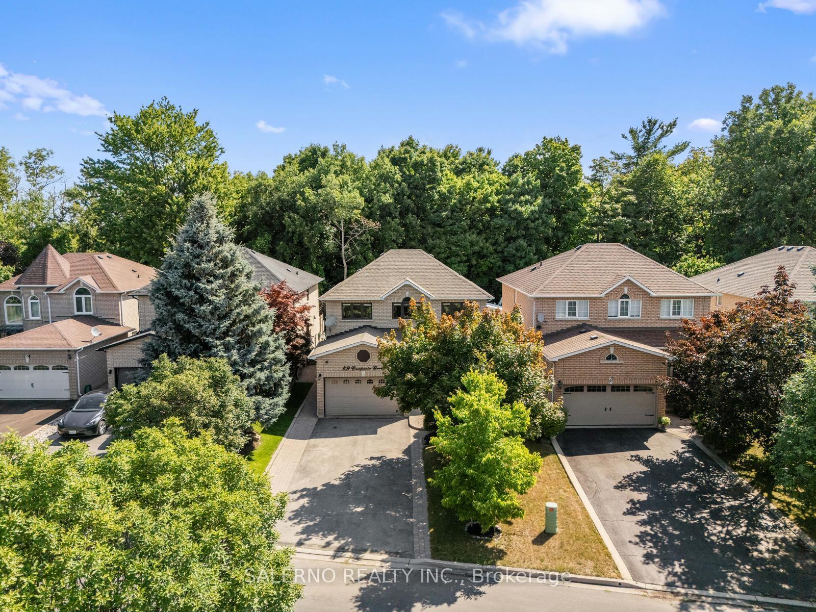 Photo 2 of 49 Campania Court, Vaughan, Elder Mills — HOMEH