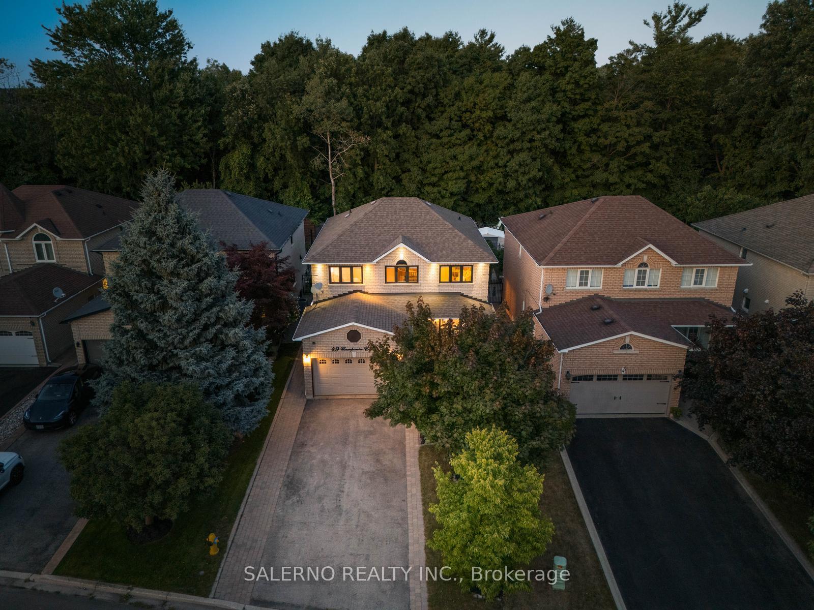 Photo 7 of 49 Campania Court, Vaughan, Elder Mills — HOMEH