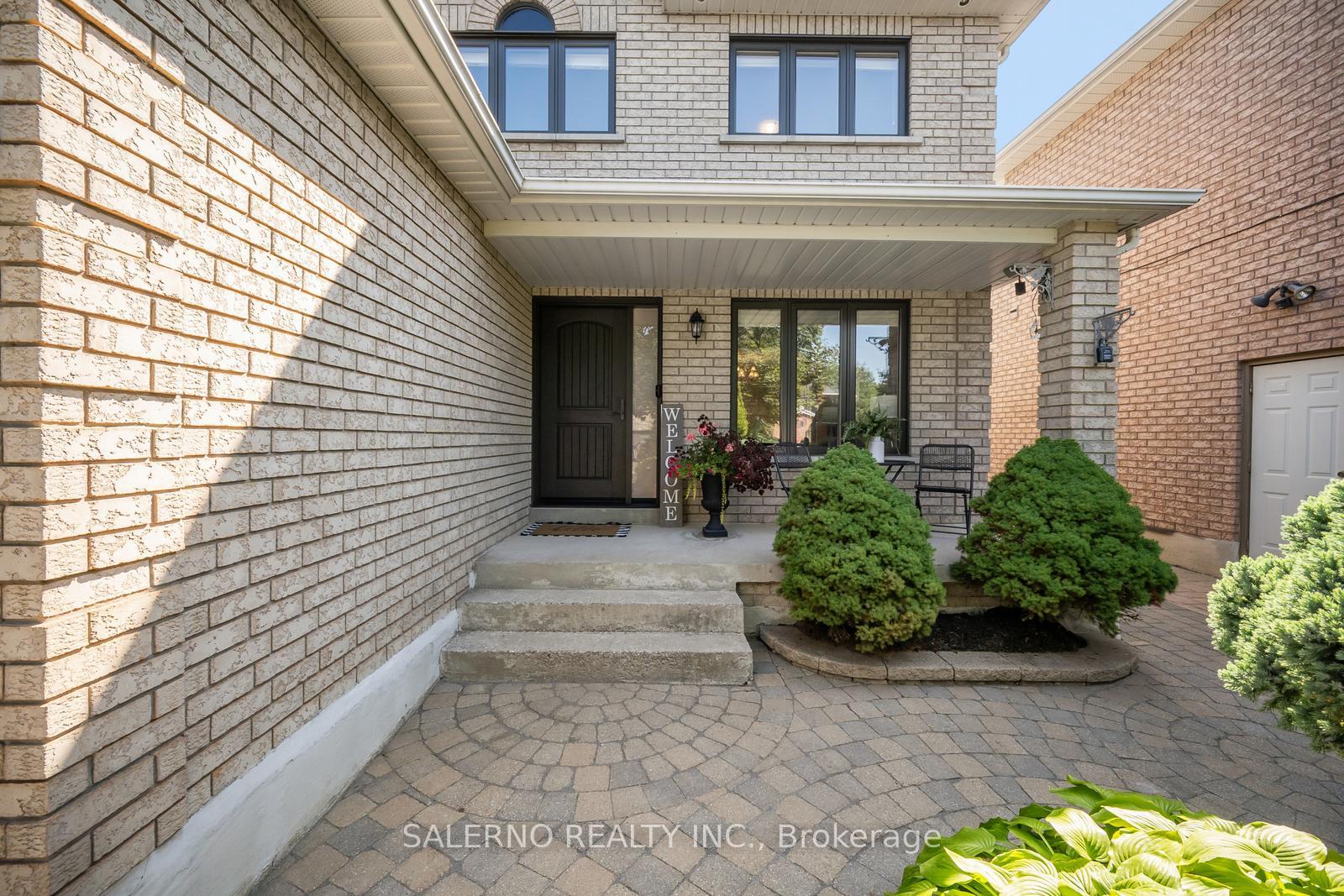 Photo 6 of 49 Campania Court, Vaughan, Elder Mills — HOMEH
