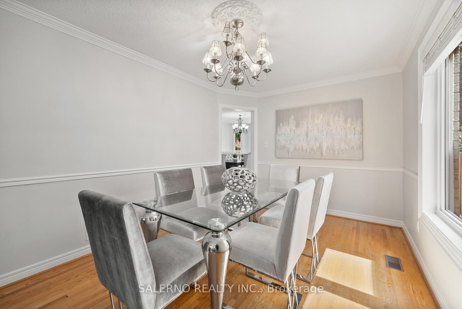 Photo 5 of 49 Campania Court, Vaughan, Elder Mills — HOMEH