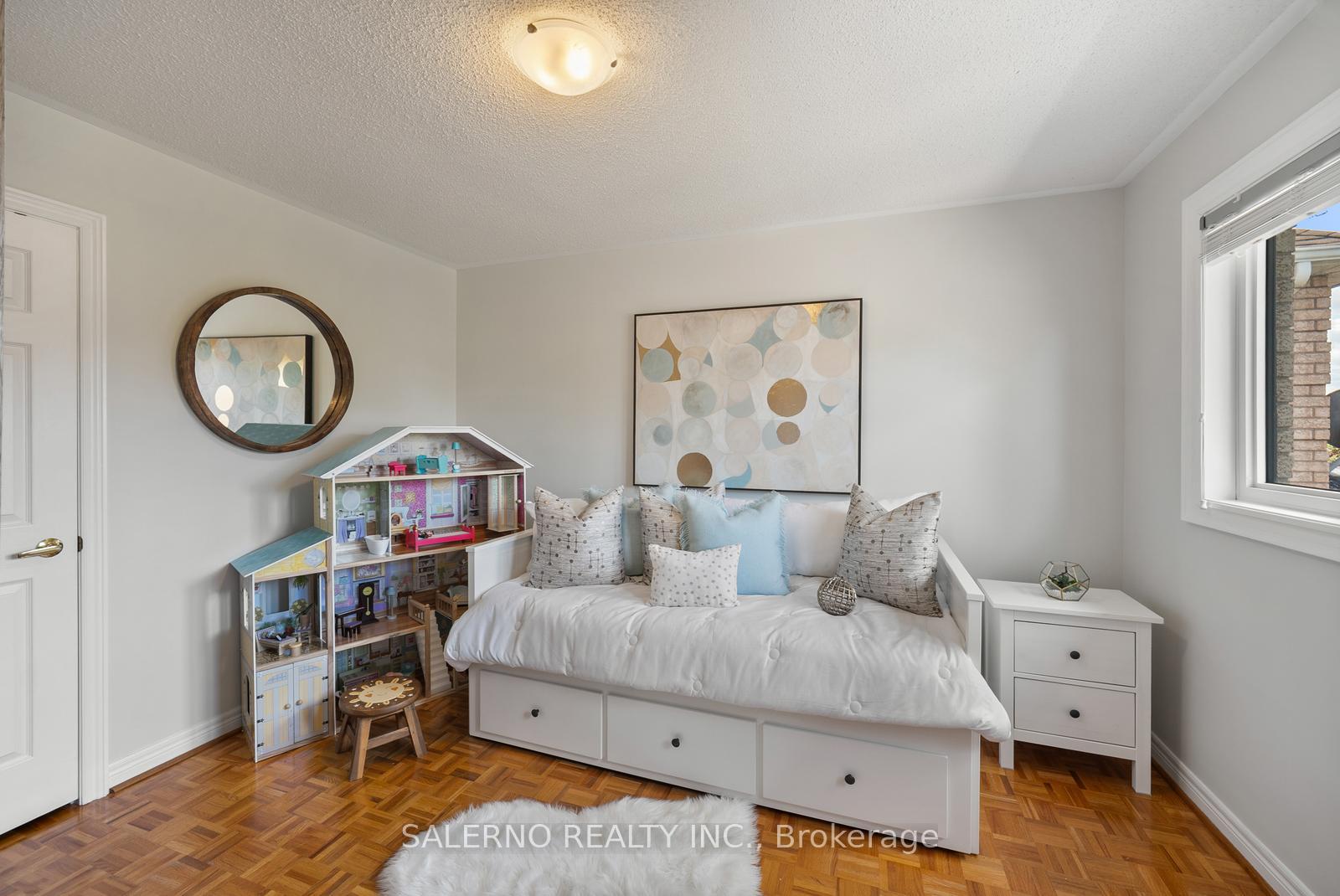 Photo 26 of 49 Campania Court, Vaughan, Elder Mills — HOMEH