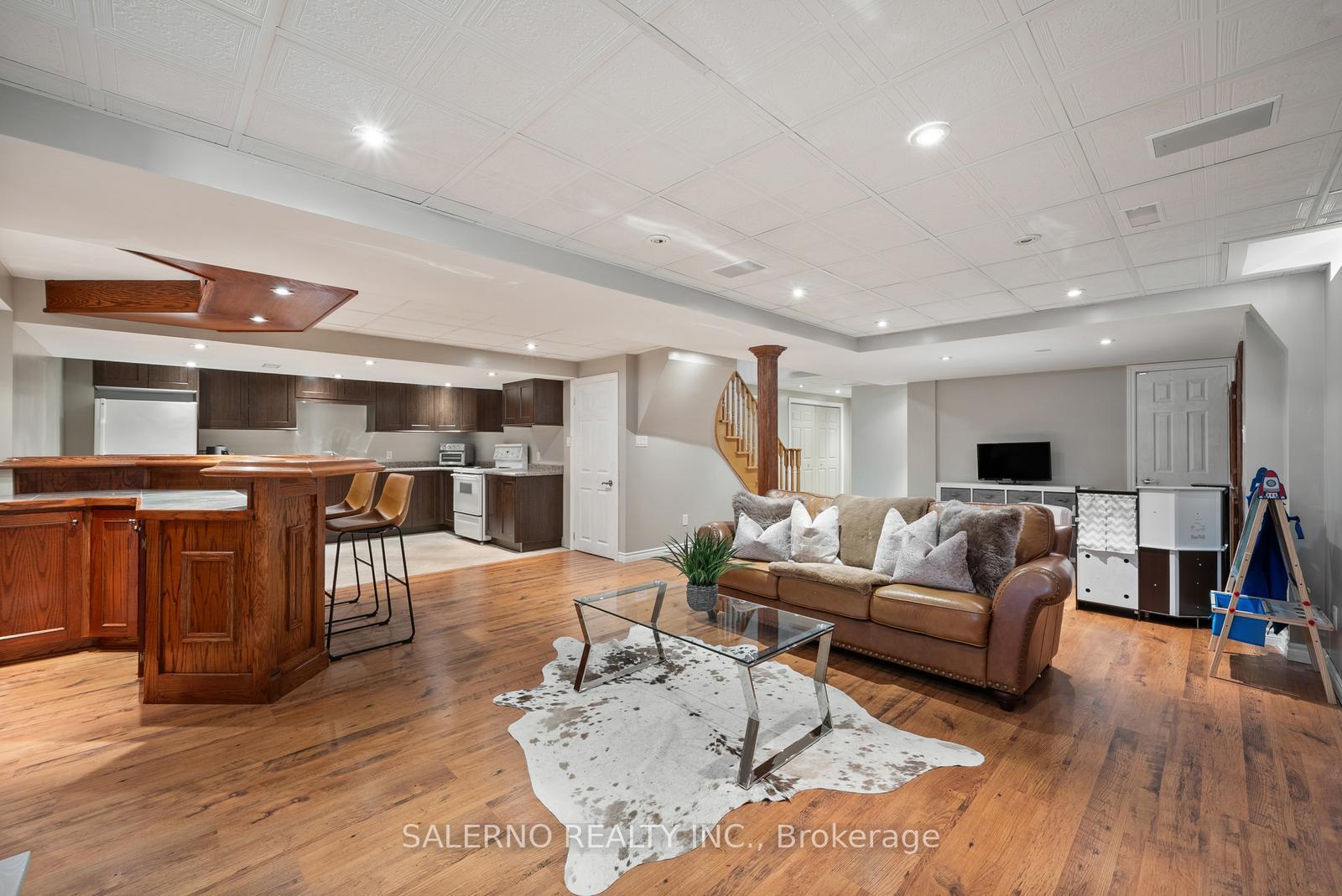 Photo 34 of 49 Campania Court, Vaughan, Elder Mills — HOMEH