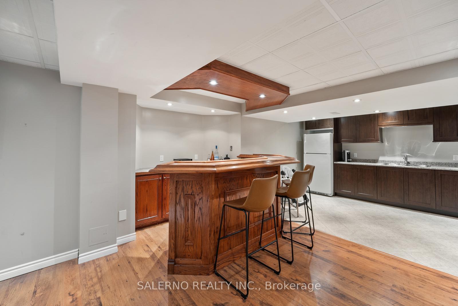 Photo 33 of 49 Campania Court, Vaughan, Elder Mills — HOMEH