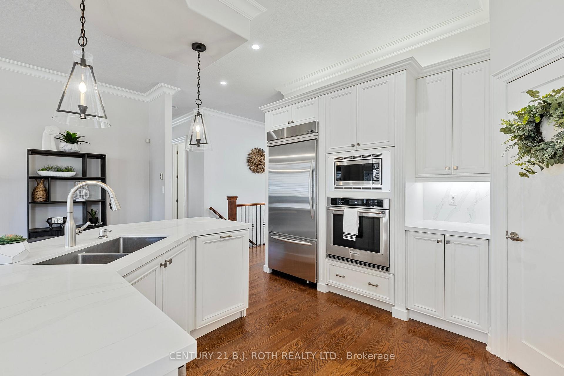 Photo 13 of 284 Codrington Street, Barrie, Codrington — HOMEH