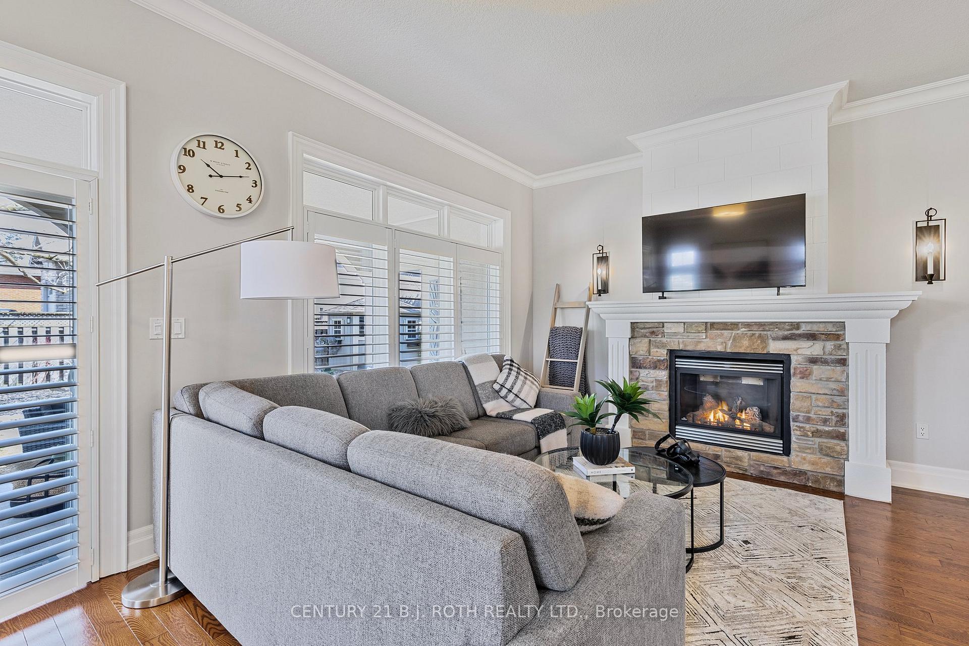 Photo 20 of 284 Codrington Street, Barrie, Codrington — HOMEH