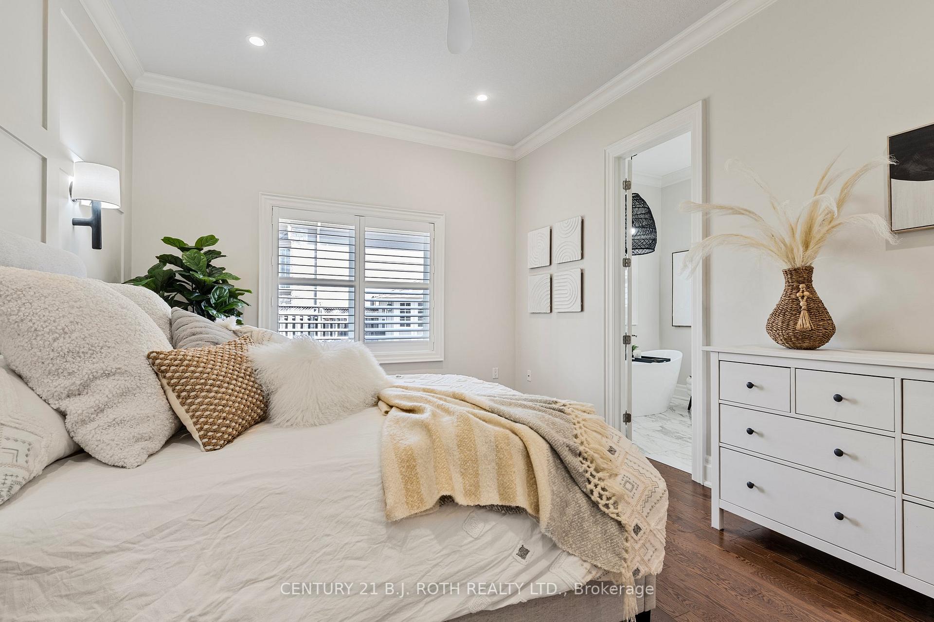 Photo 16 of 284 Codrington Street, Barrie, Codrington — HOMEH