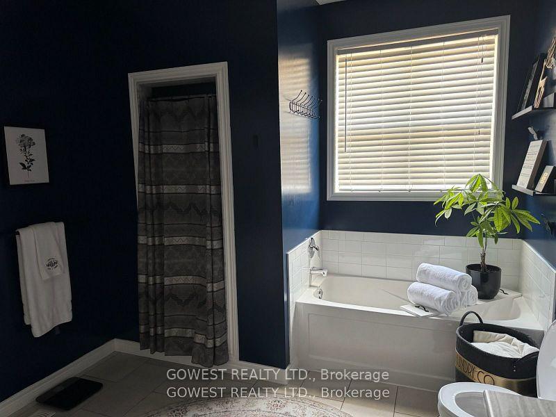 Photo 36 of 5 55TH Street S, Wasaga Beach — HOMEH