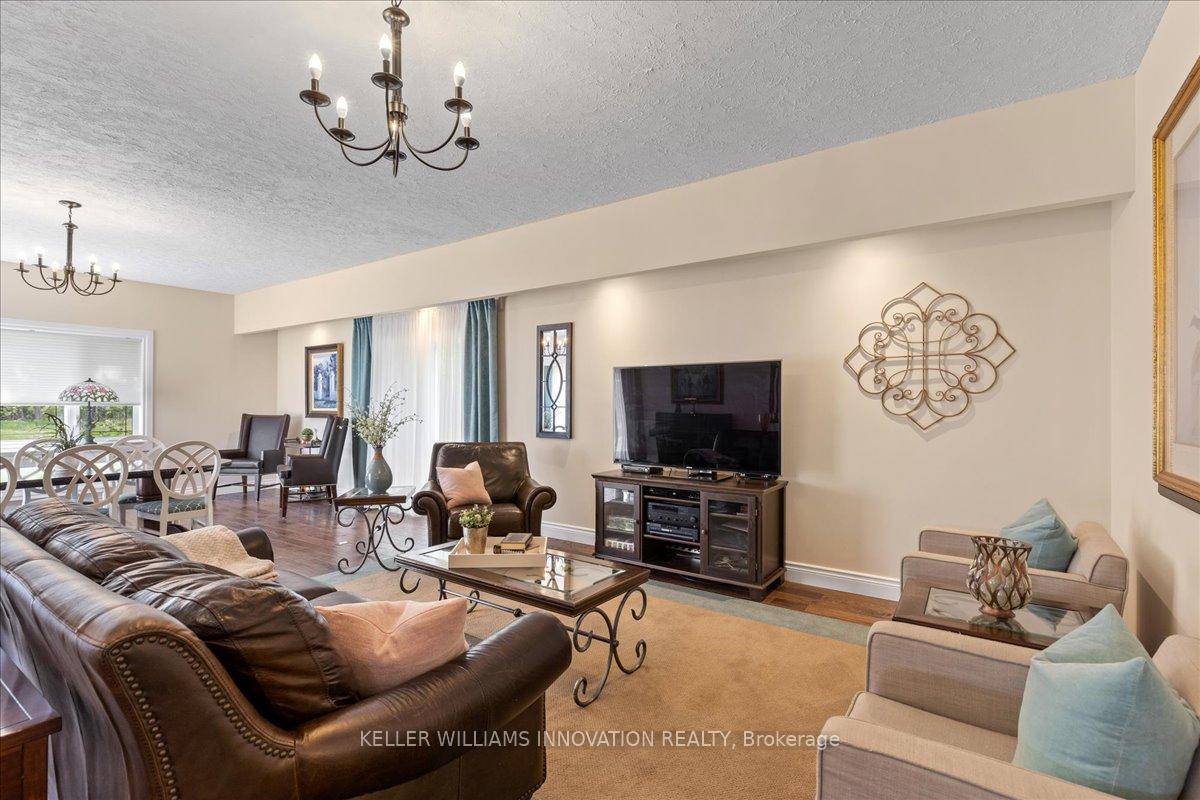 Photo 12 of 333 Woolwich Street N, Waterloo — HOMEH